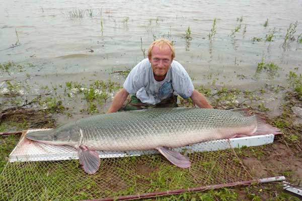 Massive 254-Pound Alligator Gar is Oklahoma's Largest Catch Ever