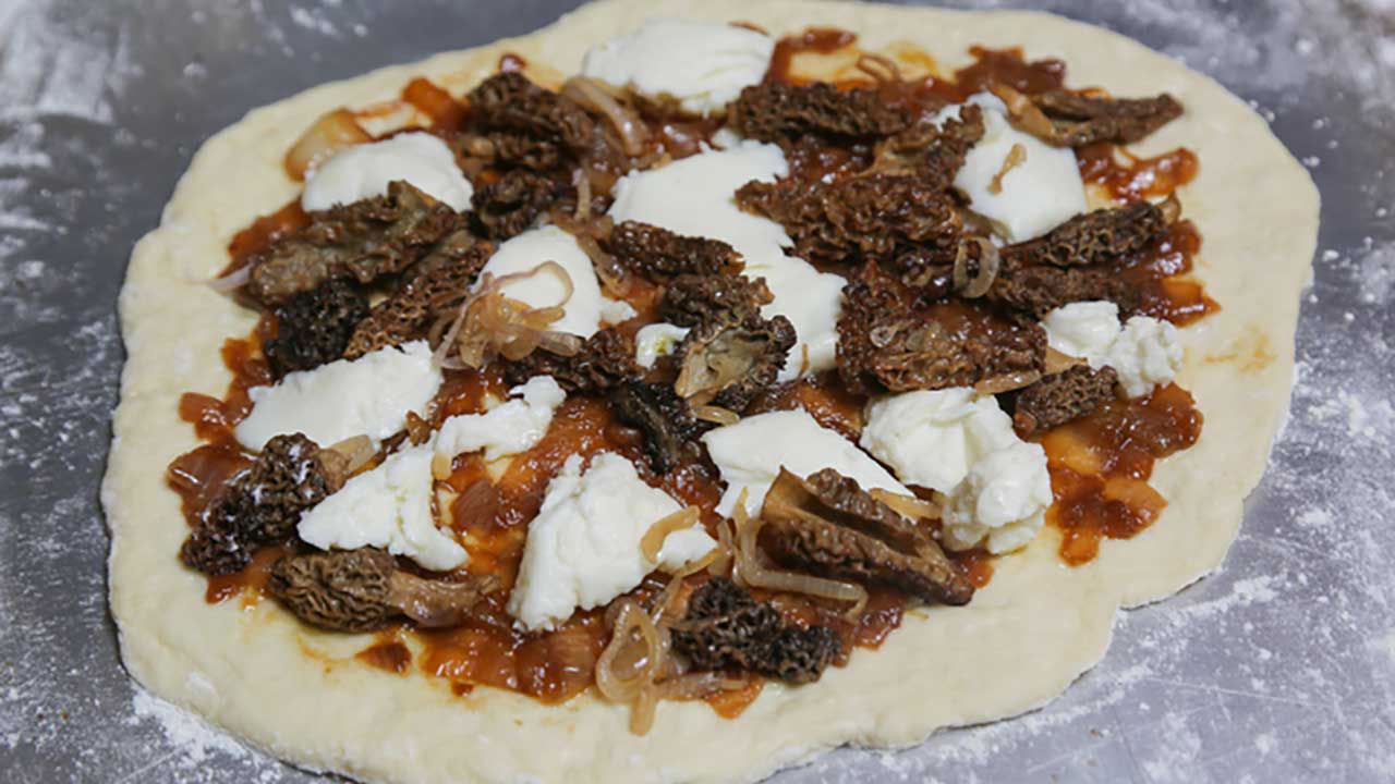 Morel Mushroom and Caramelized Onion Pizza Recipe