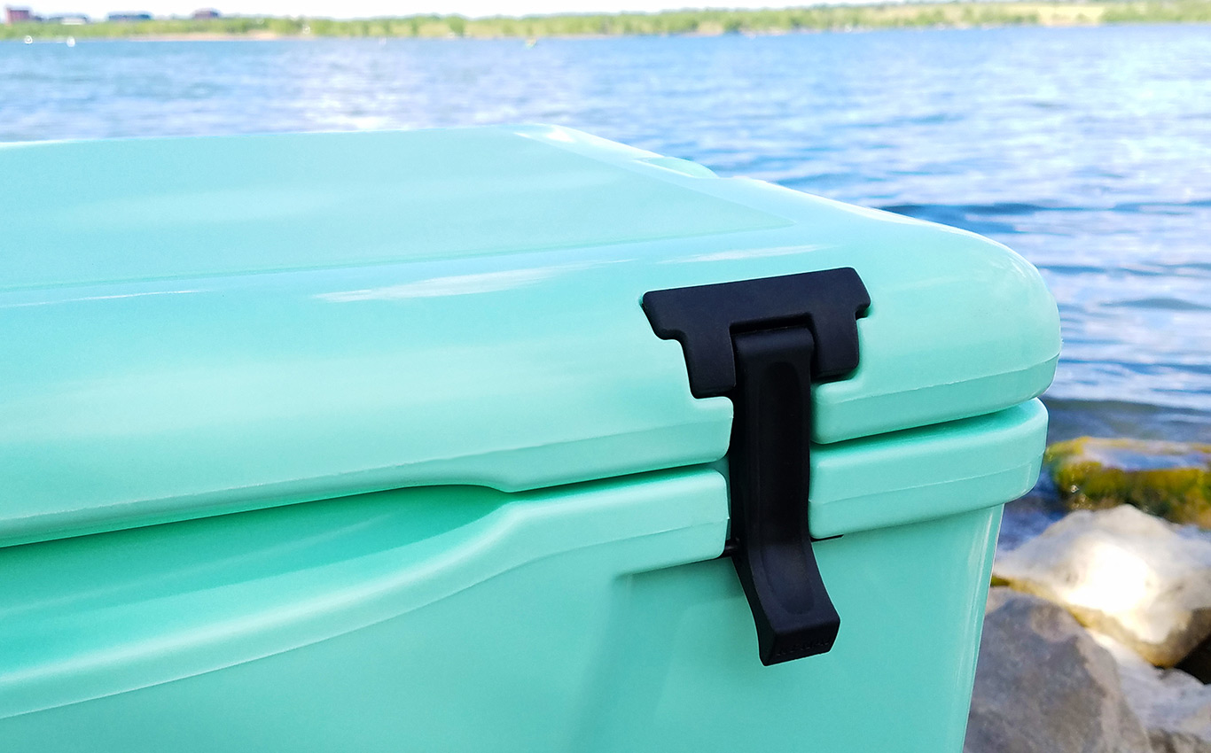 KENAI 45 rotomolded cooler by Grizzly Coolers