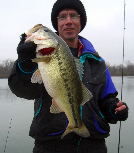 A summary of bass fishing in central Indiana in 2011 from the perspective of Brian Waldman