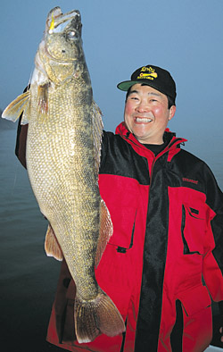 Patterns of the Great Lakes Walleye Spawn