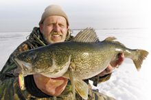 Structureless Thinking for Ice Walleyes