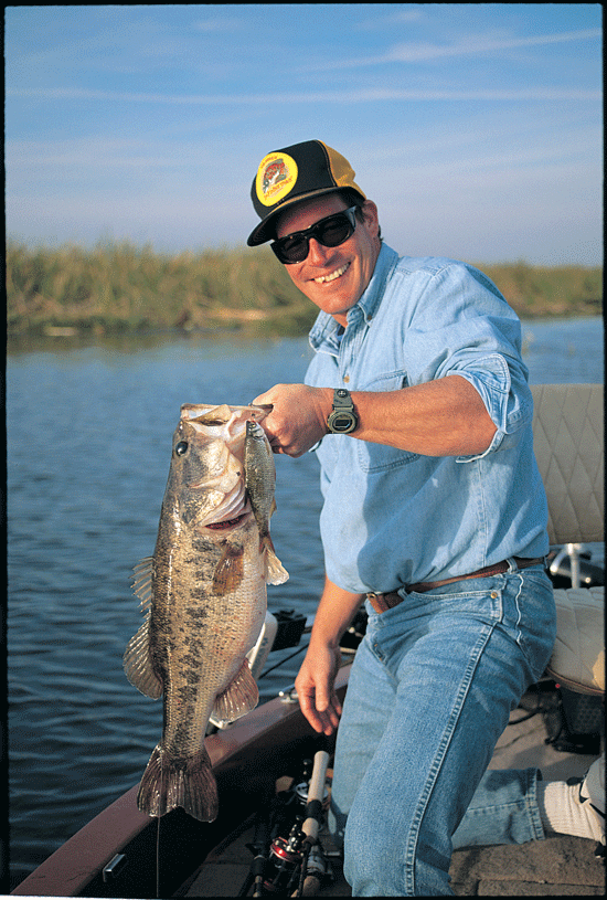 Best Times, Locations, and Presentations For Largemouth Bass