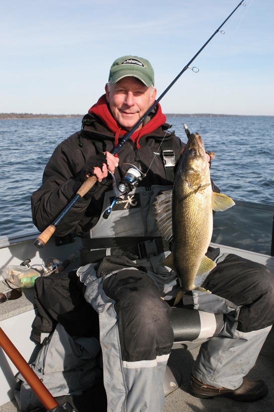 Meanders with Fall Walleyes - In-Fisherman