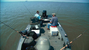 Open-Water-Catfish-Rigging-Boat-In-Fisherman