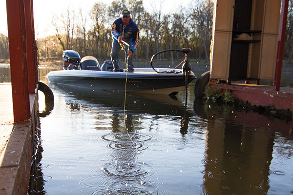 Tips-on-Shooting-Docks-for-Crappie 