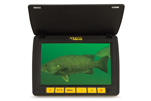 LCD-Screens-for-Finding-Winter-Bass