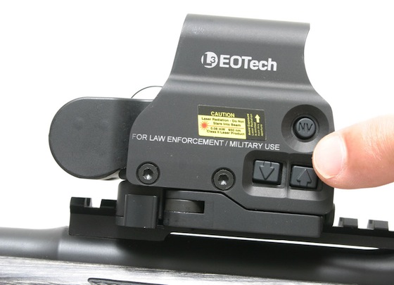 Brightness of the EOTech EXPS03 can be adjusted in steps with individual clicks of the brightness controls, or the control button can be held down to change the brightness quickly and continuously over its range.
