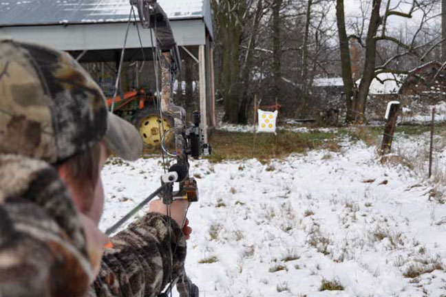 Shoot-your-bow-in-all-kinds-of-weather