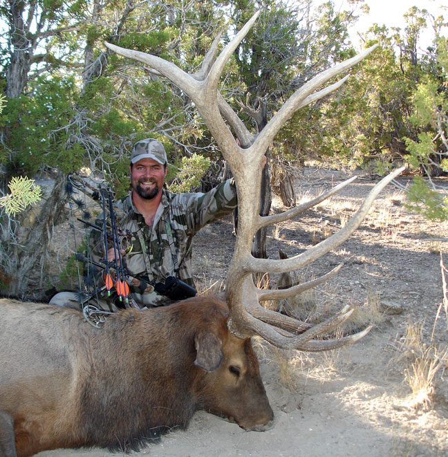dan-evans-bowhunting-elk