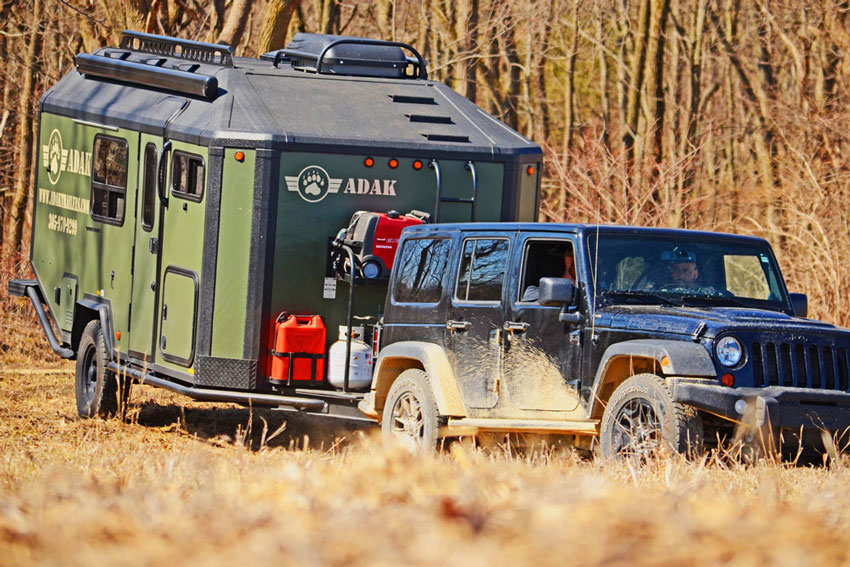 1-ult_hunt_trailer_adak2