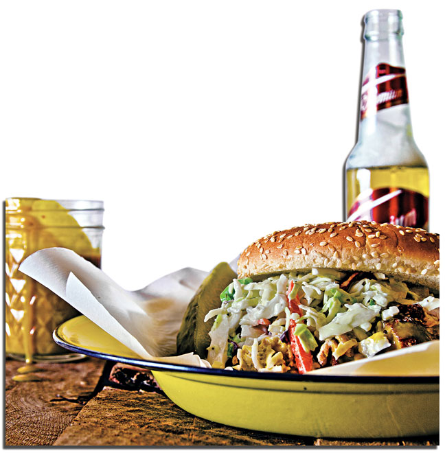 Carolina-Gold-Wild-Pork-Sandwich