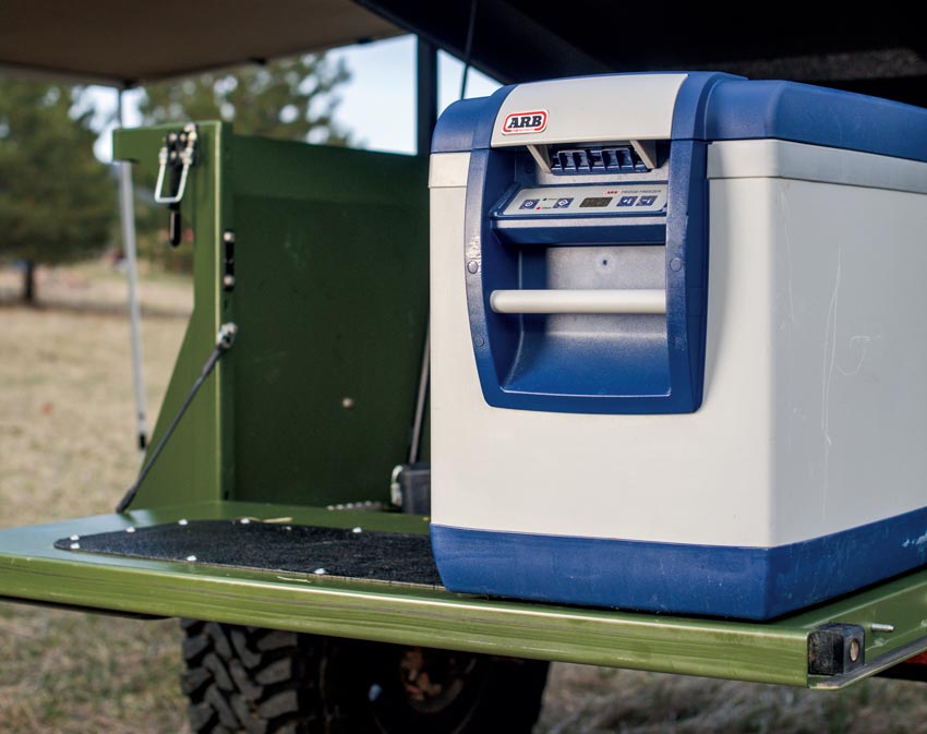 To-Extreme-trailer-for-outdoor-adventure