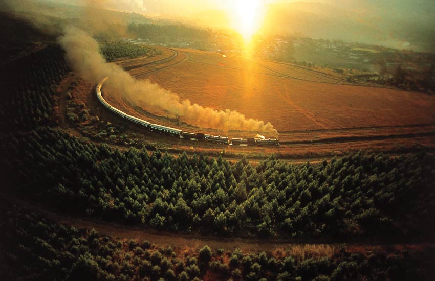 africa-overland-safari-train