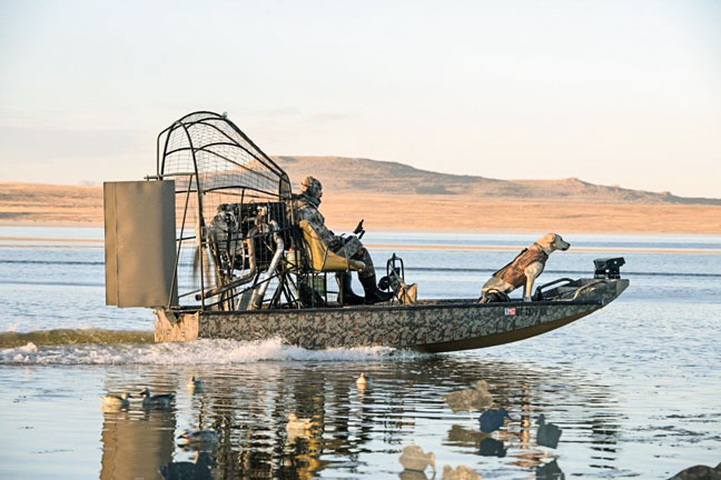 Dragonfly-Airboat-Waterfowl-Boat