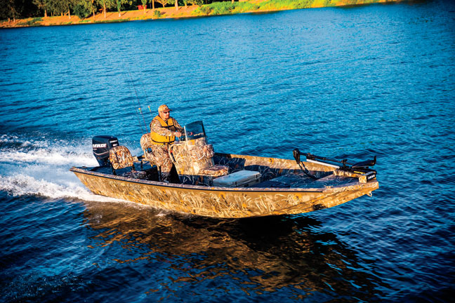 War-Eagle-961-Blackhawk-Waterfowl-Boat
