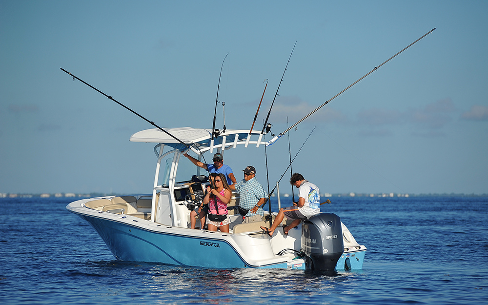 Florida Sportsman Best Boat - Head Offshore with a Single Powered Center Console