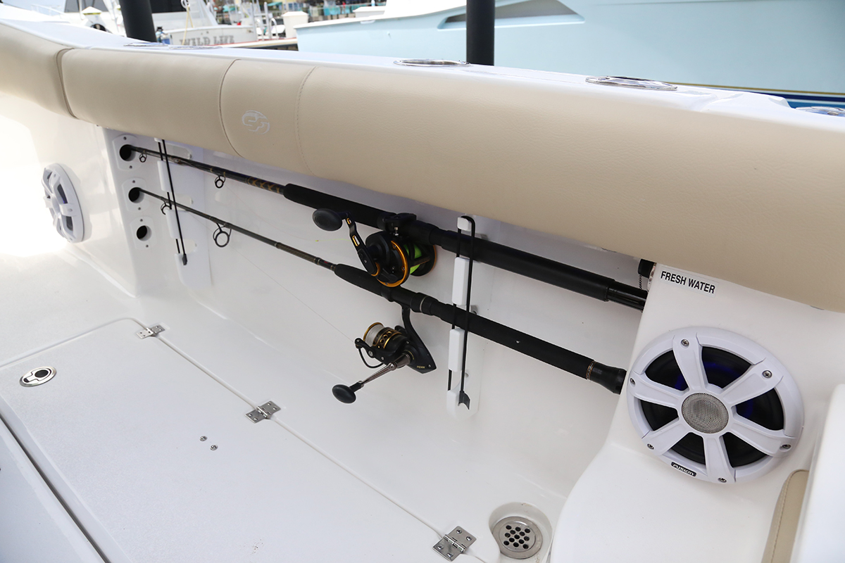 Sea Fox 266 Commander