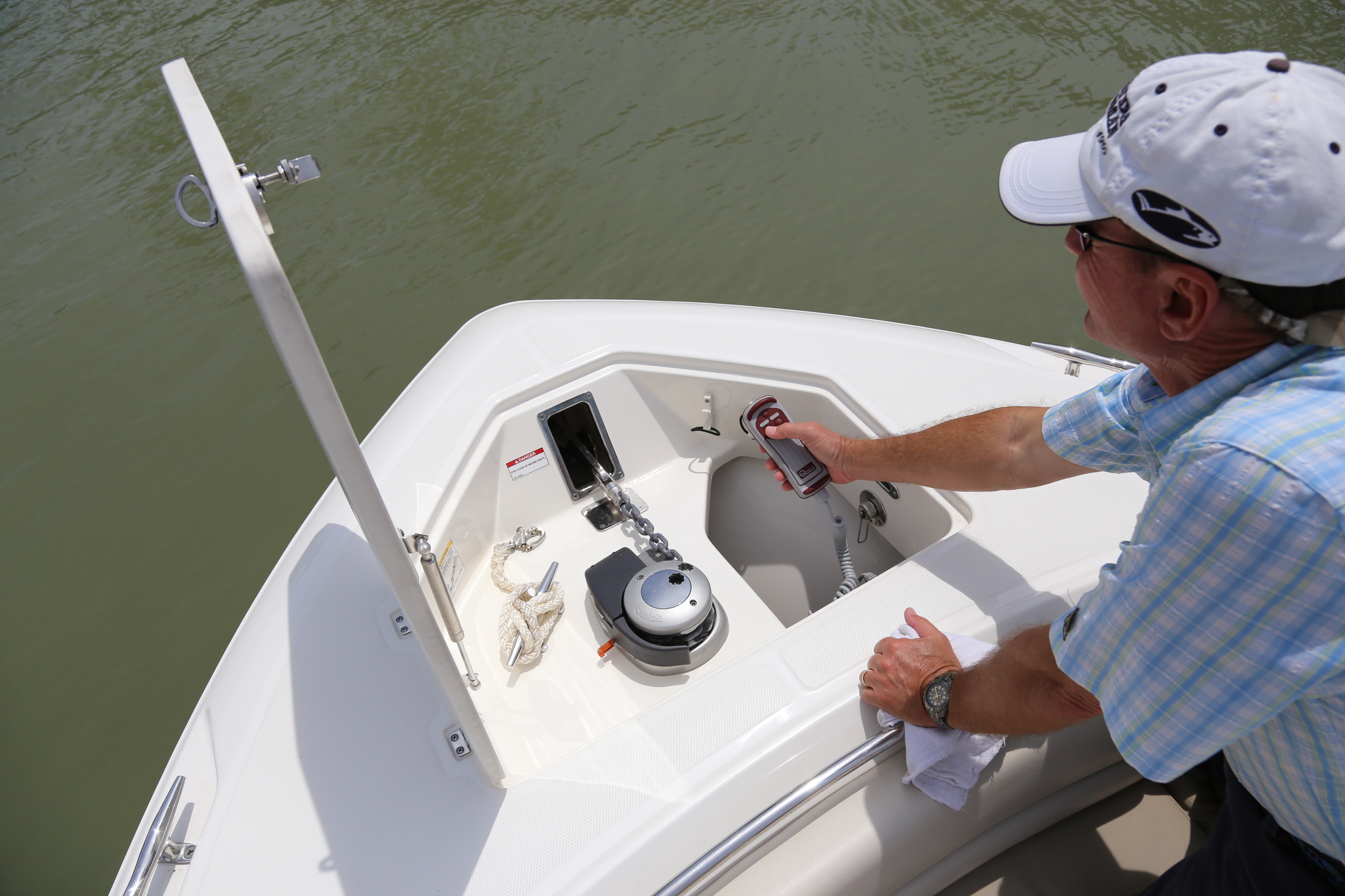 Boston Whaler 330 Outrage