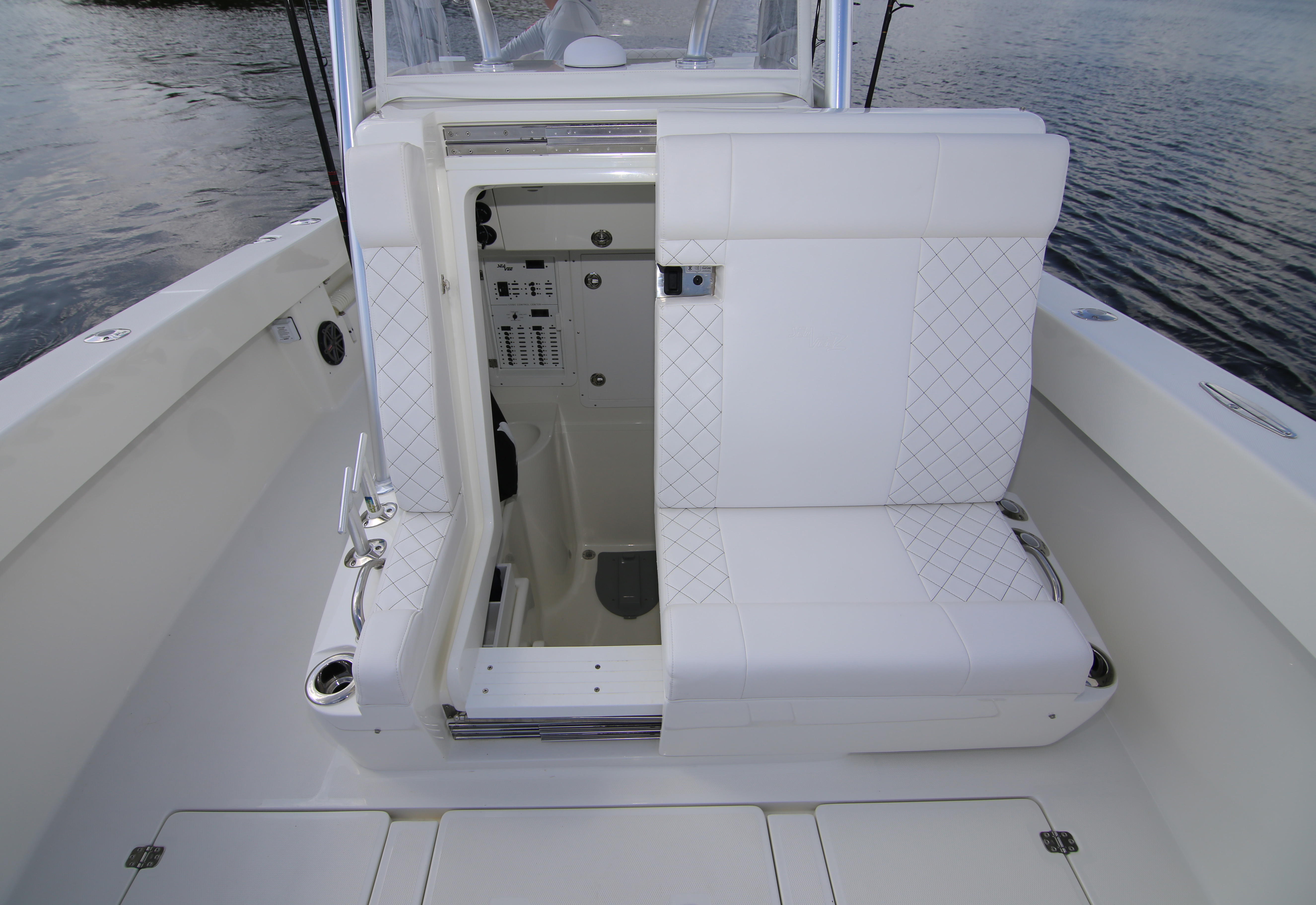 Boat Review - SeaVee 340Z