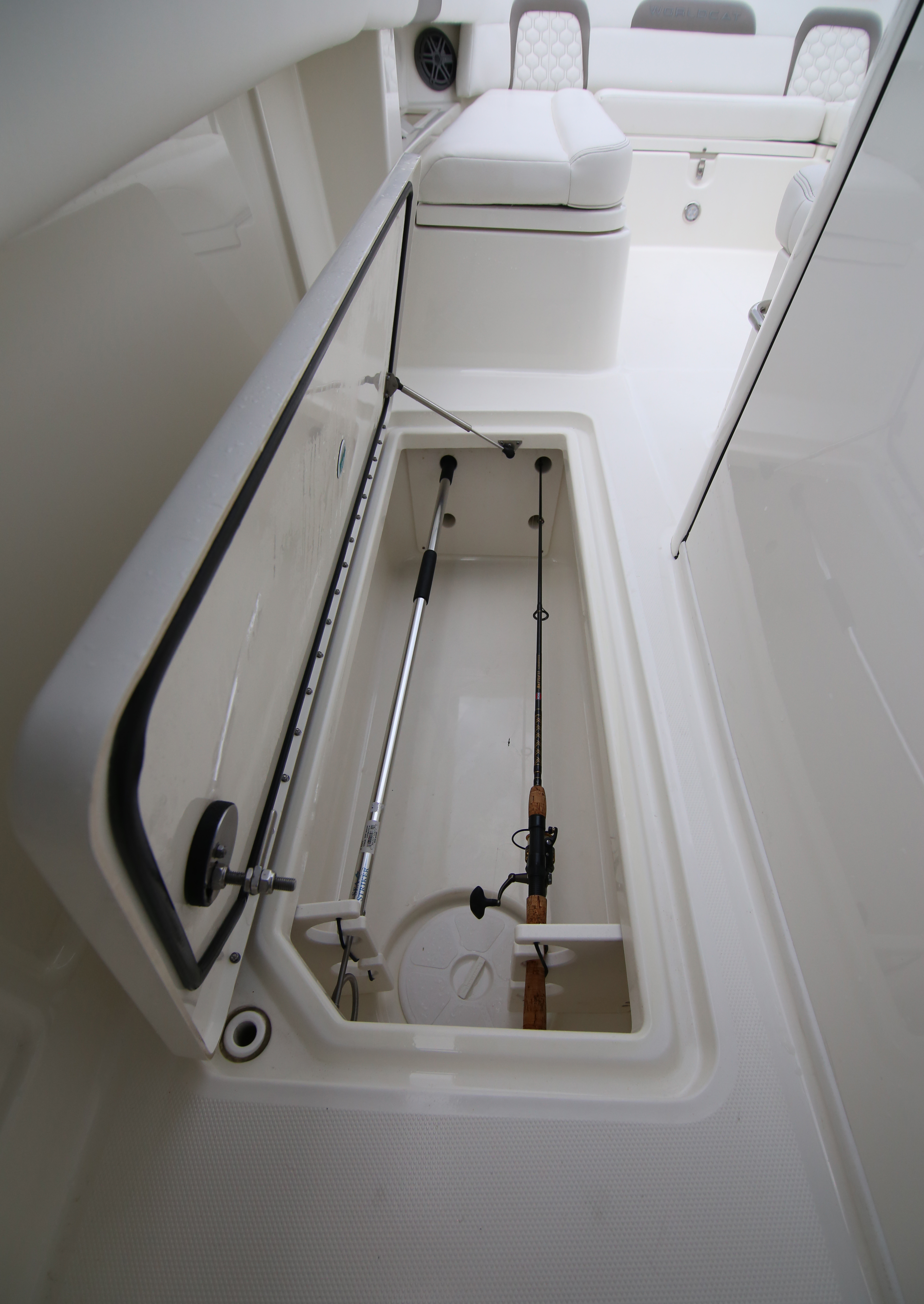 Boat Review - World Cat 280 CC-X