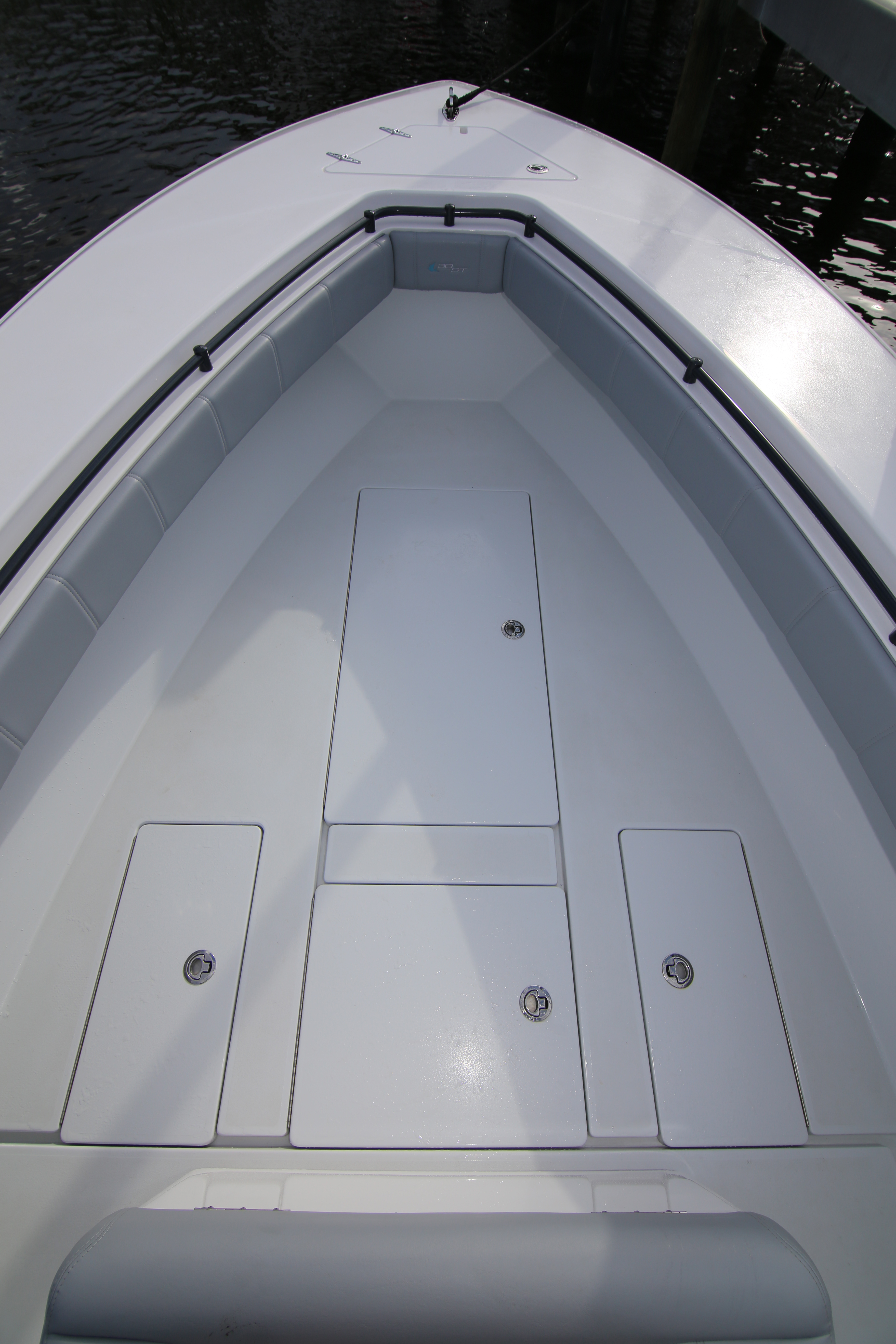 Boat Review - Contender 30ST