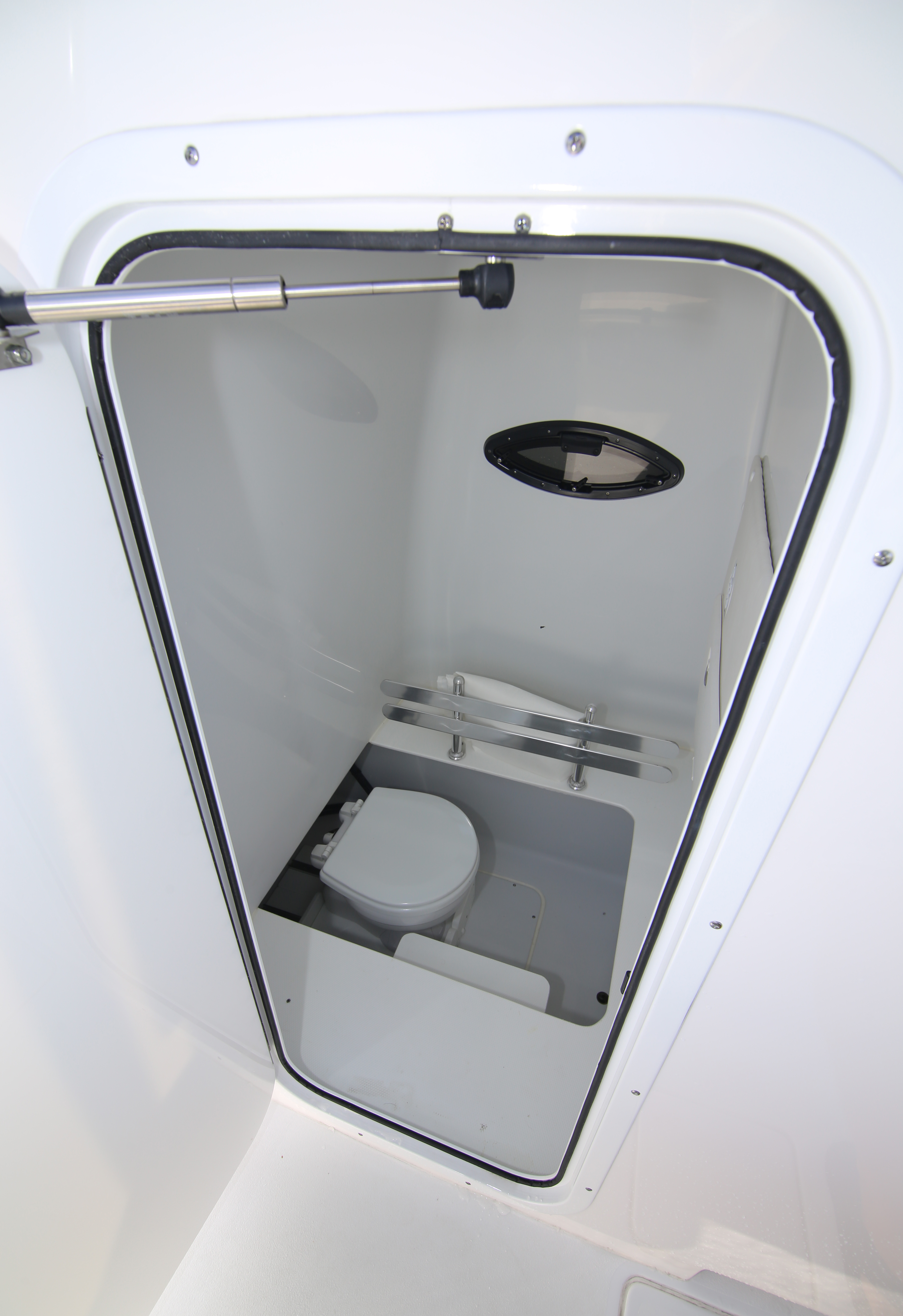 Boat Review - Contender 30ST