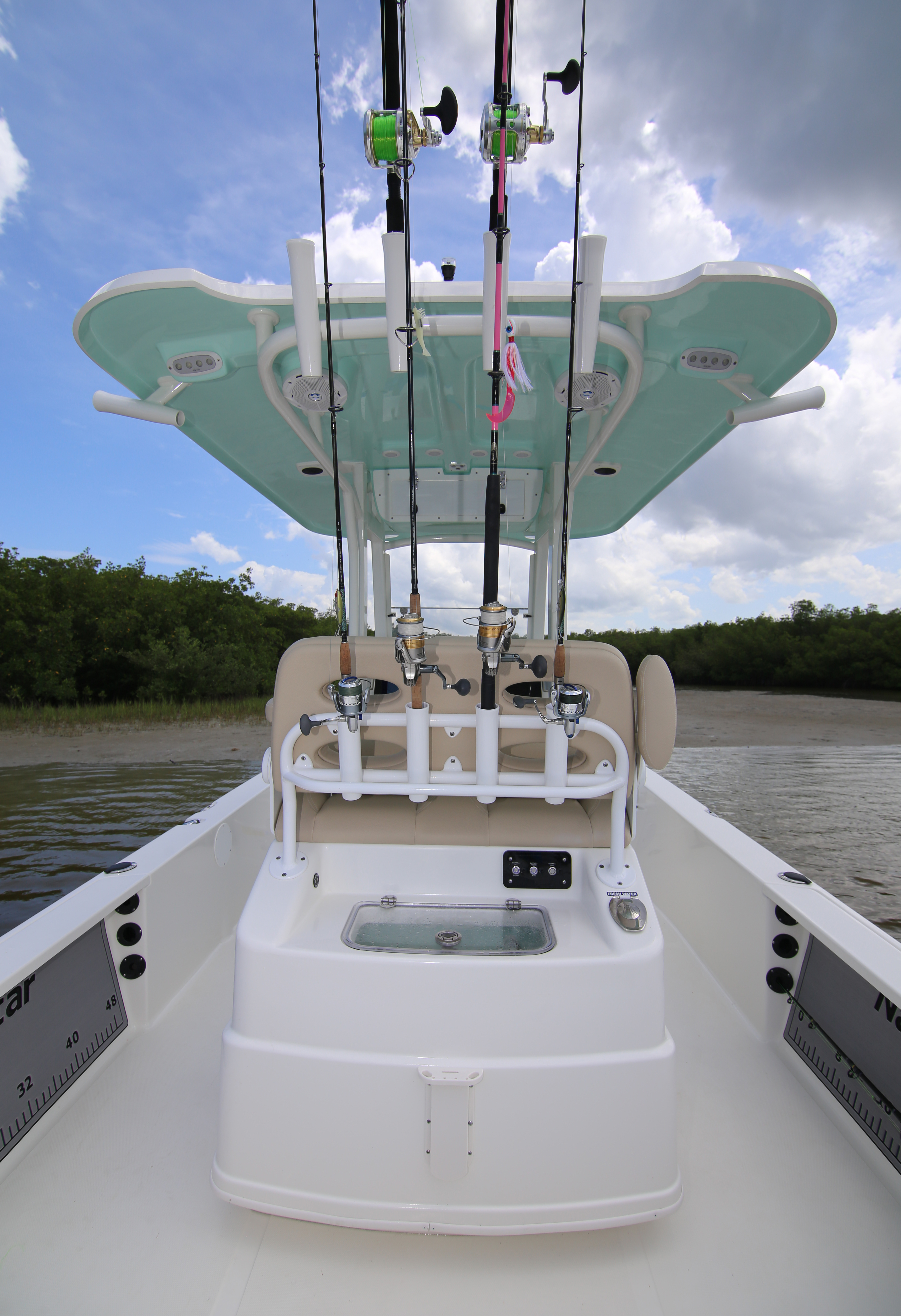 Boat Review - Nautic Star 265 XTS