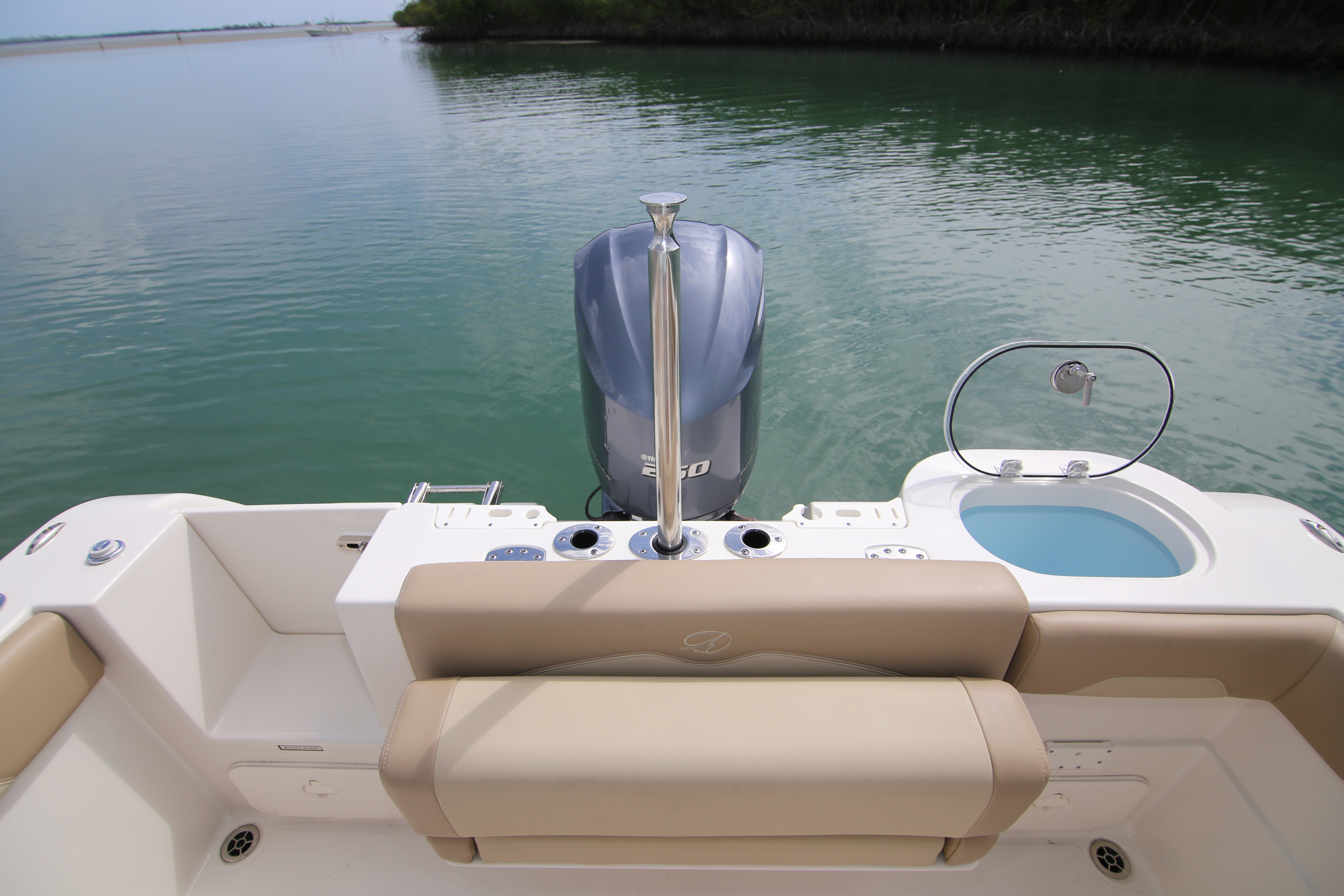 Boat Review - Sailfish 241CC