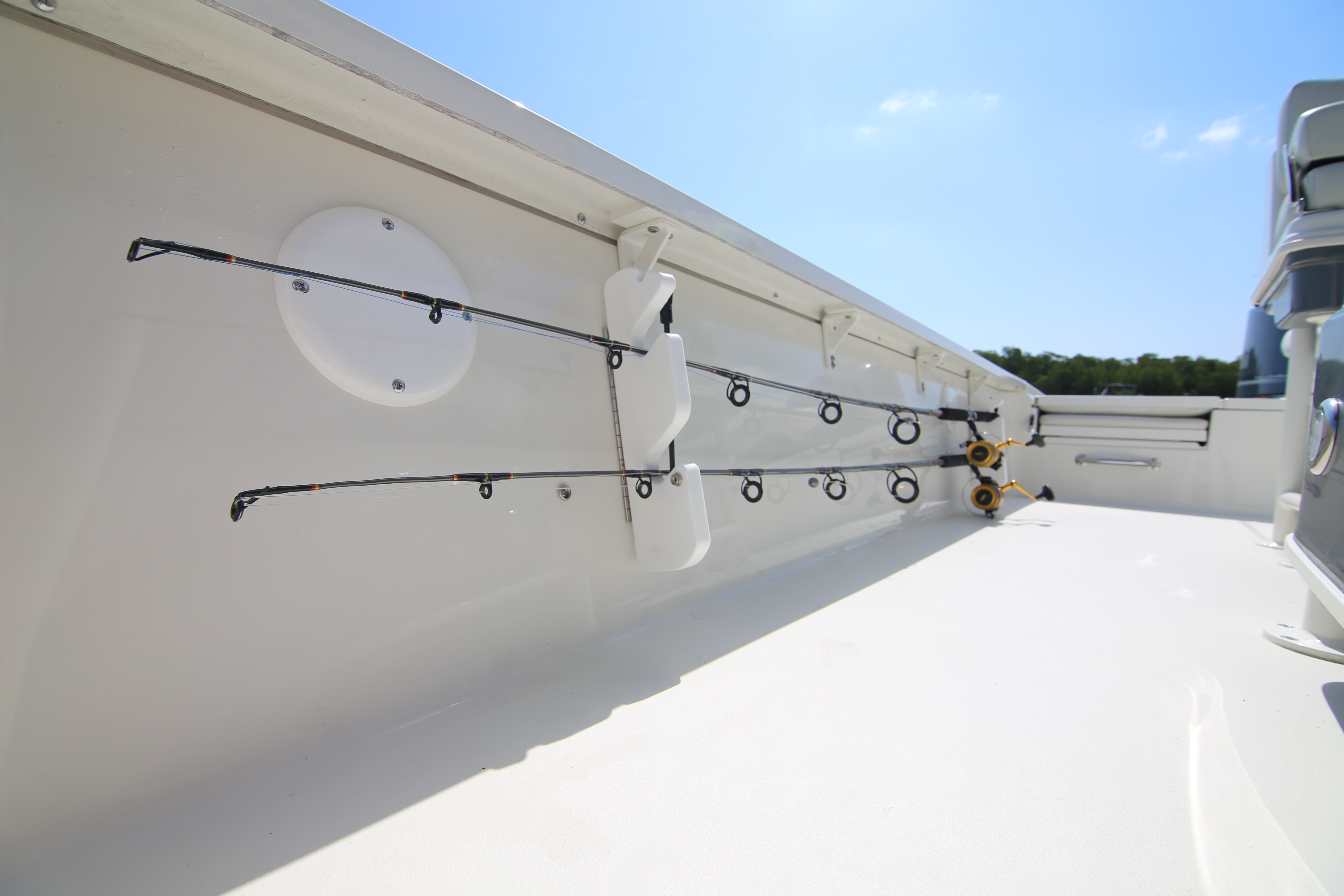 Boat Review - Triton 240 LTS