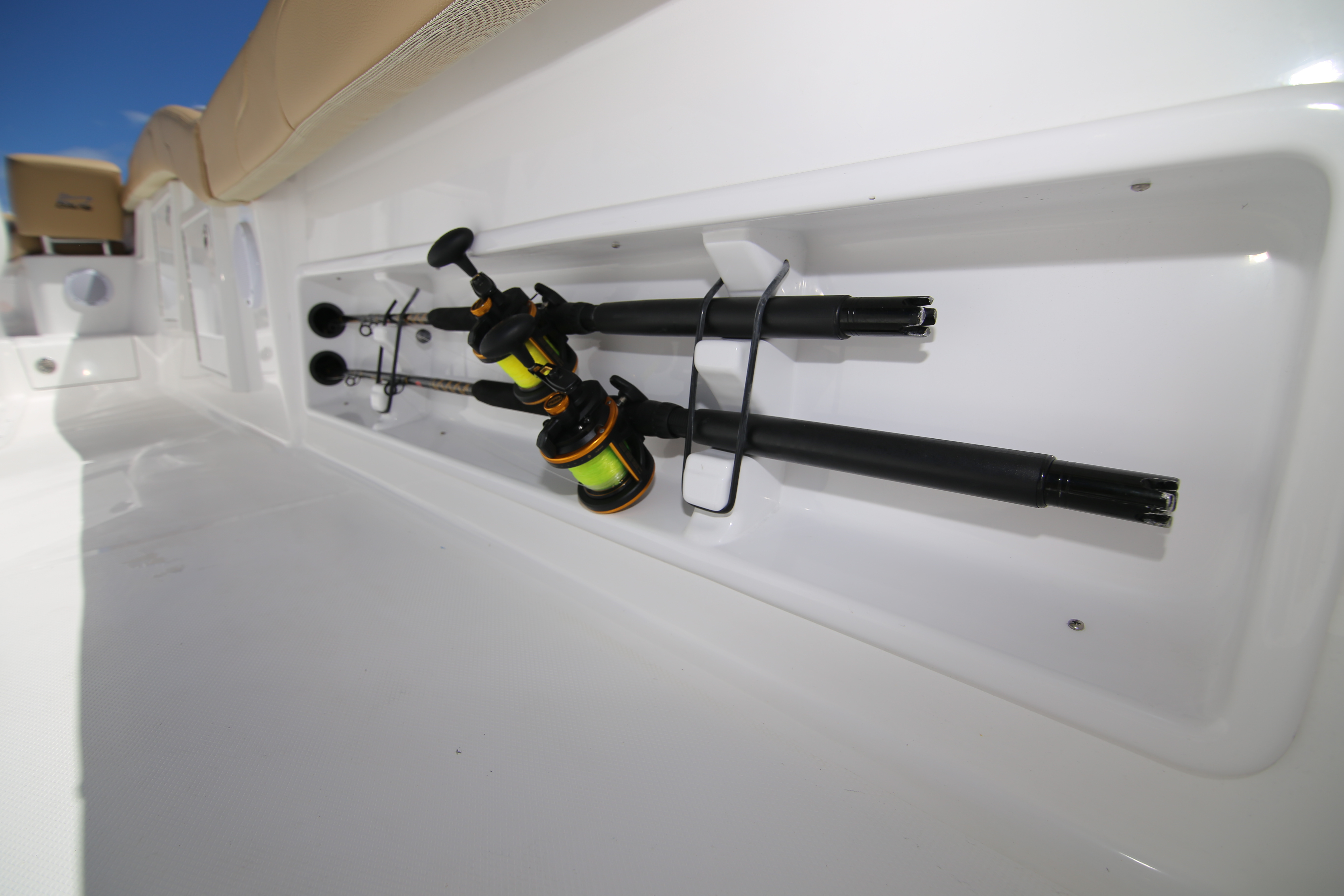 Boat Review - Buddy Davis 28 CC