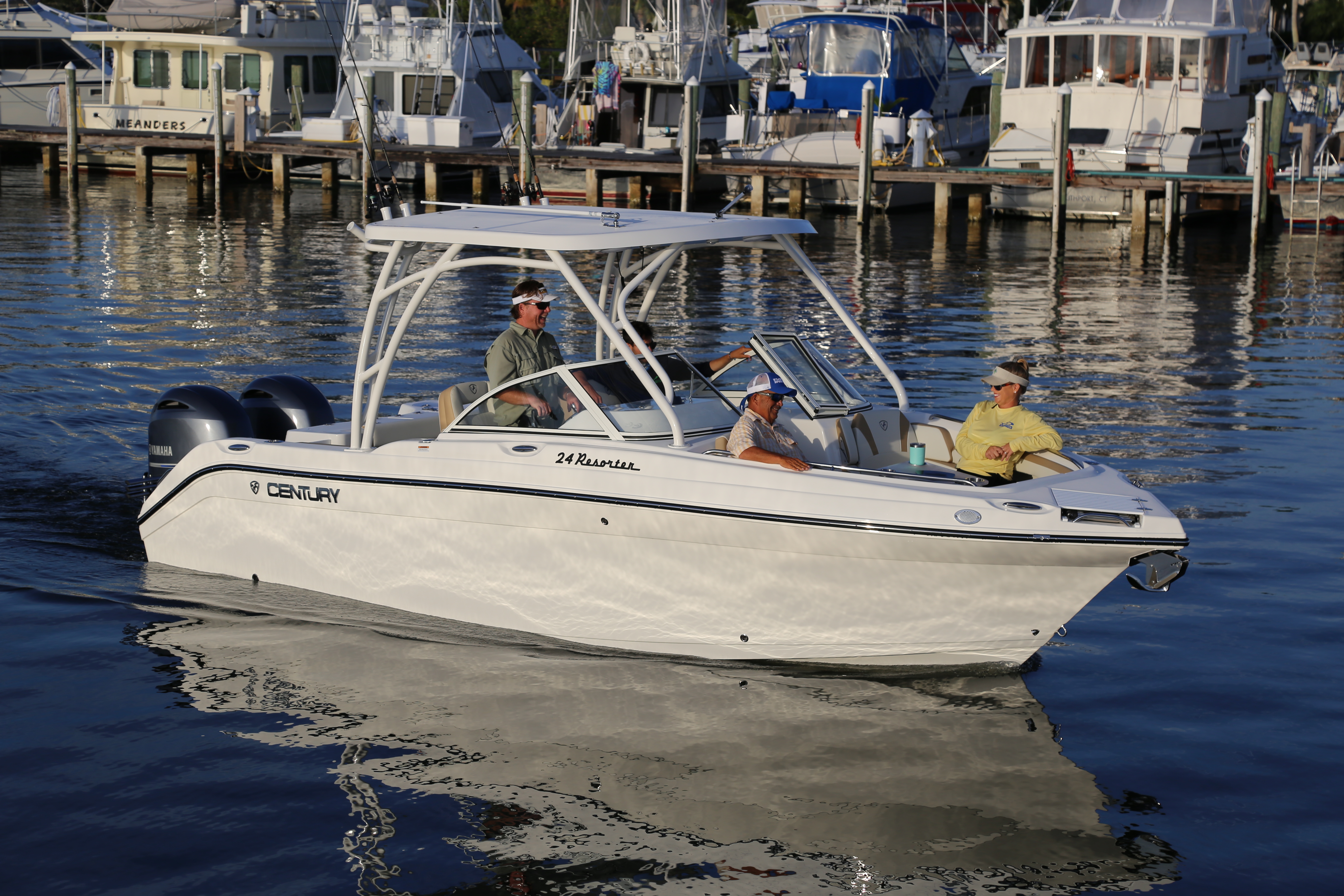 Boat Review - Century 24 Resorter