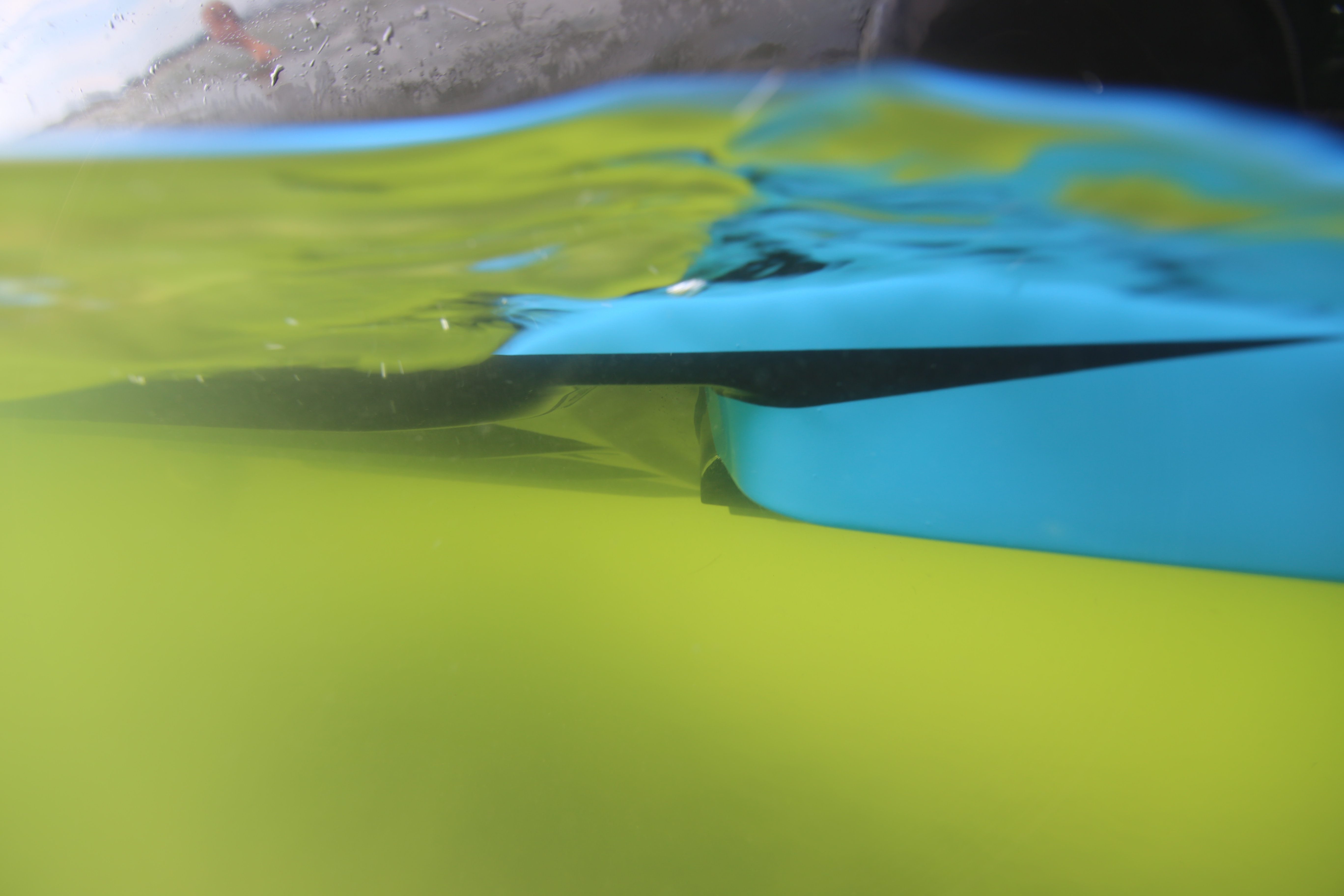 Boat Review - Blue Wave RS1 PureBay