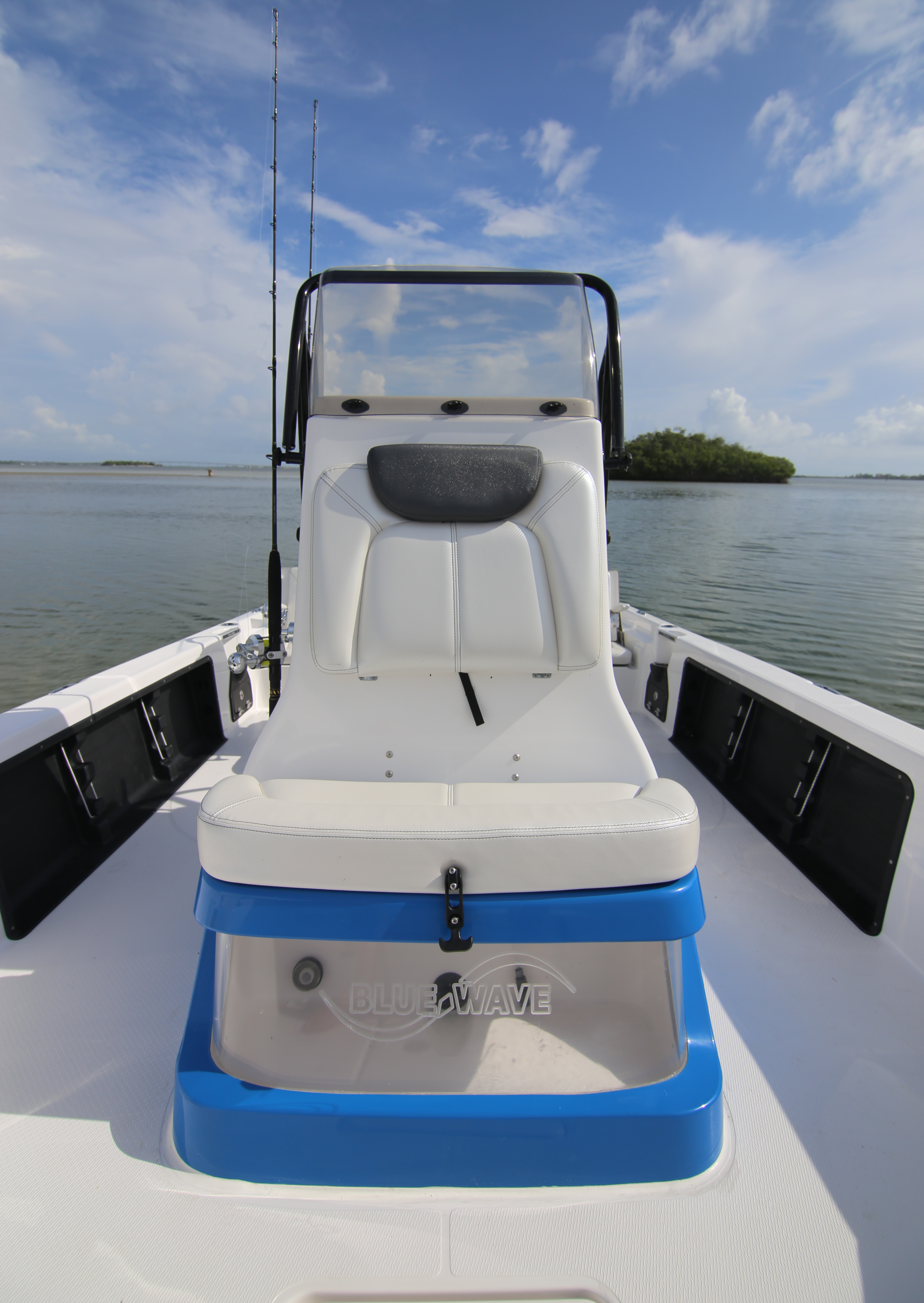 Boat Review - Blue Wave RS1 PureBay