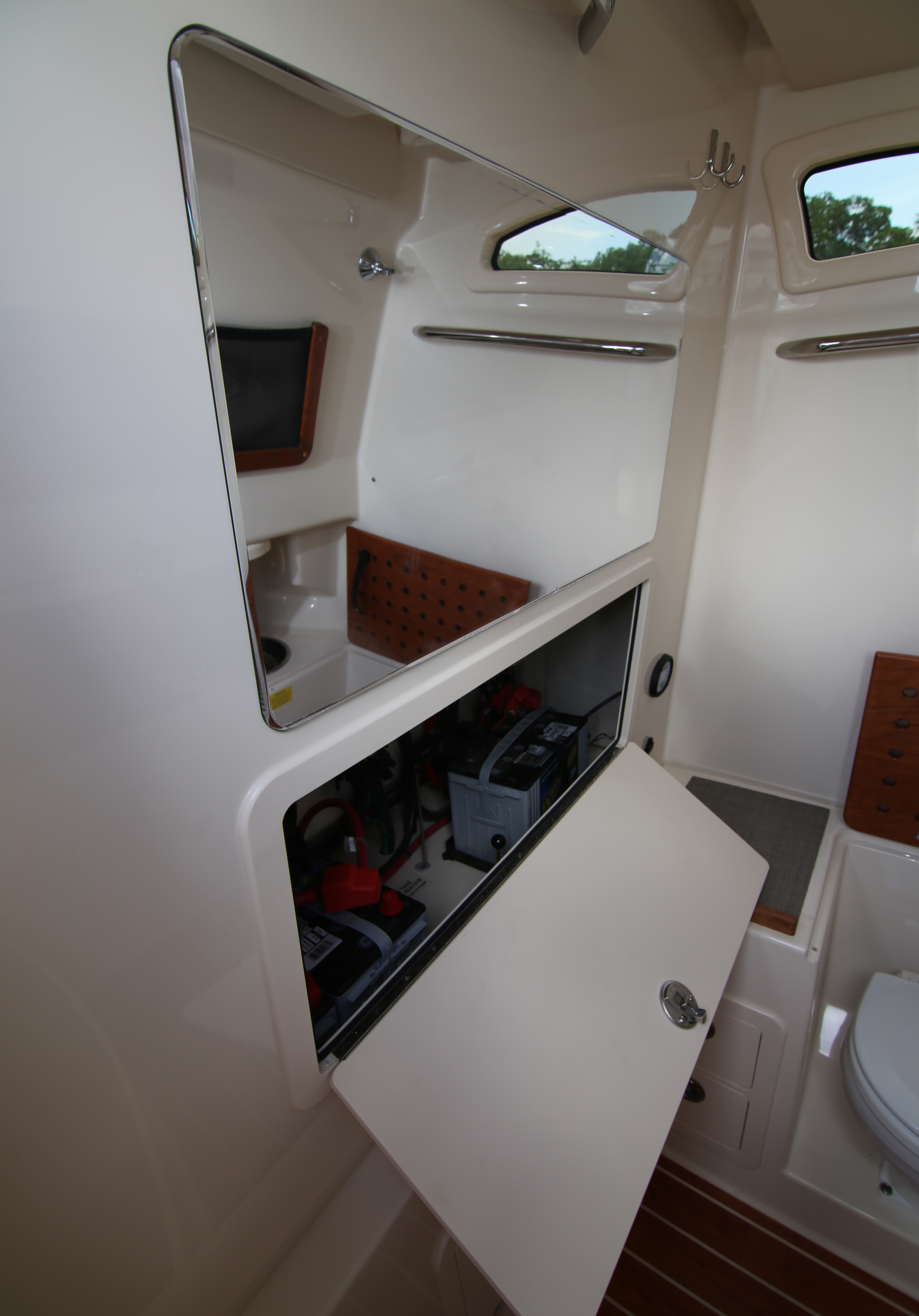 Boat Review - Grady White Canyon 306