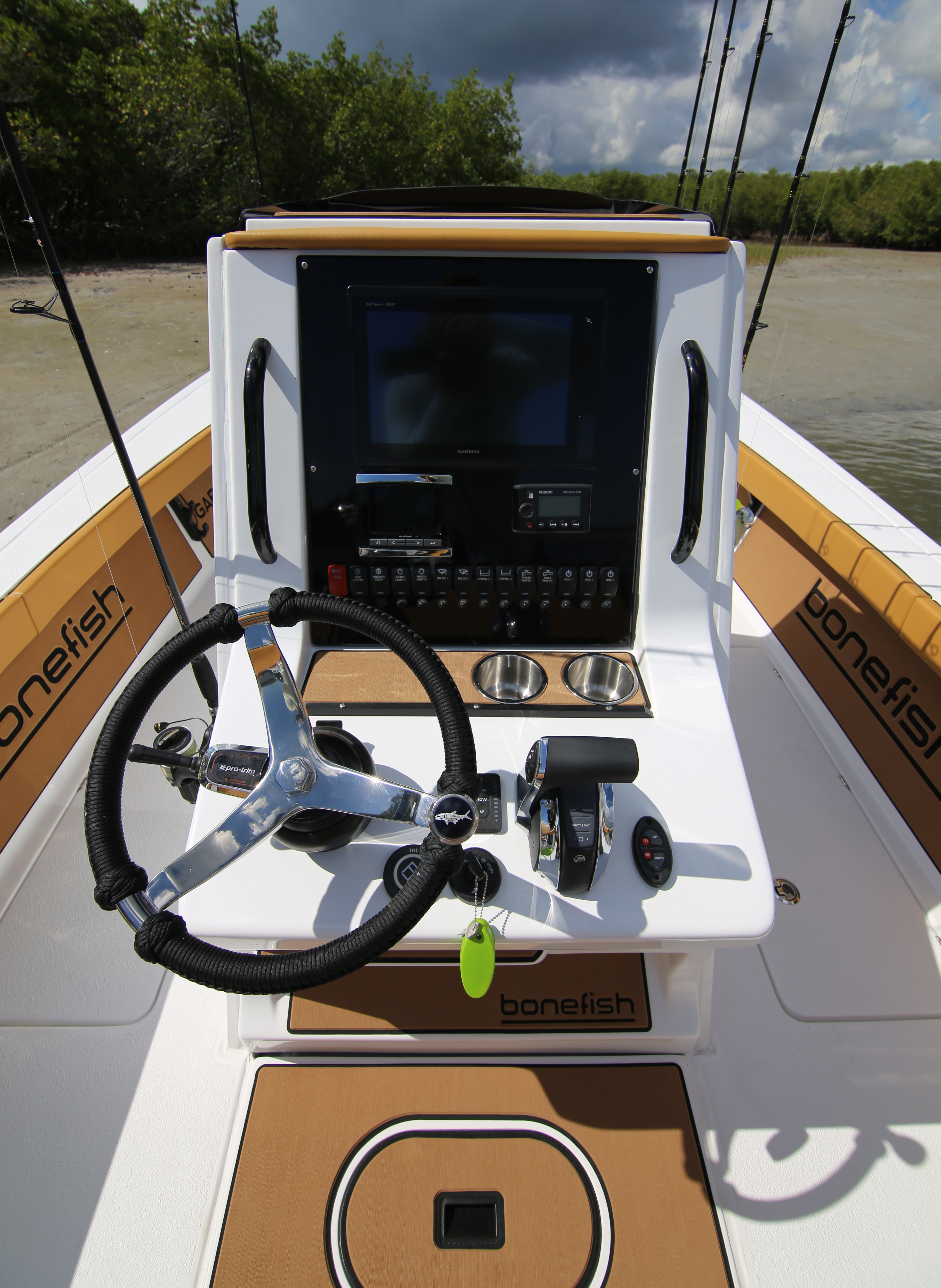 Boat Review - Bonefish Boatworks Malvado 26
