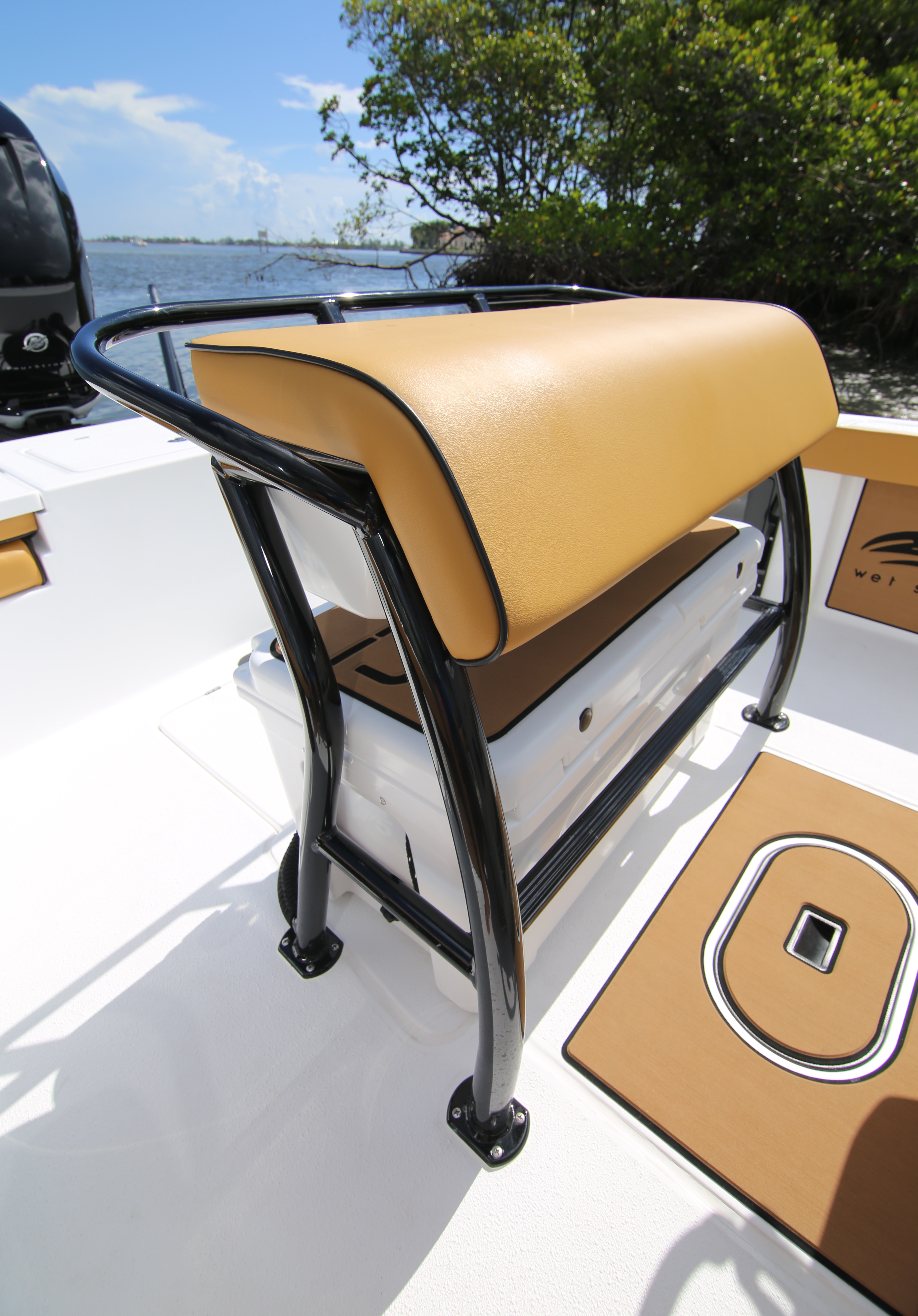 Boat Review - Bonefish Boatworks Malvado 26