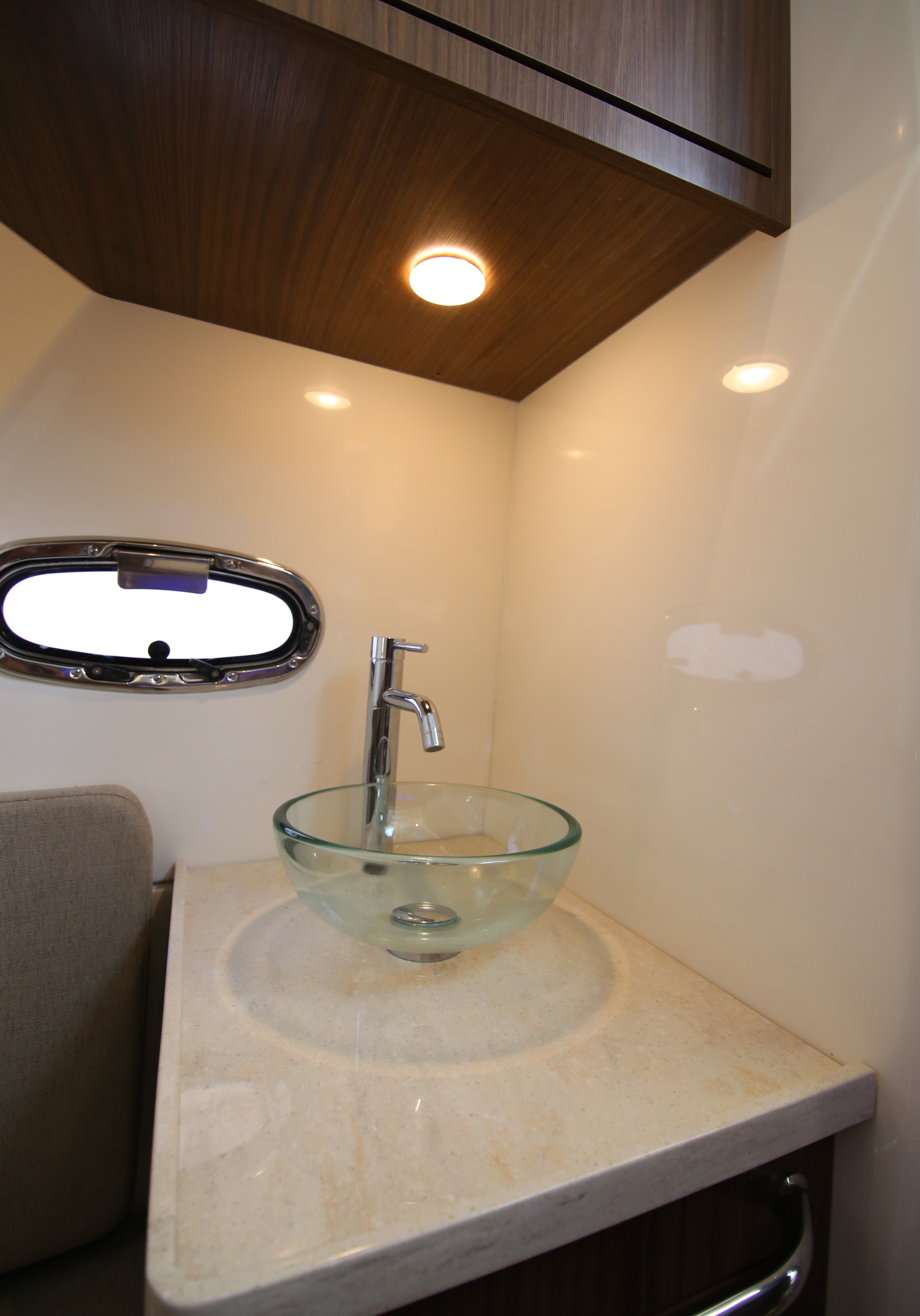 Boat Review - Boston Whaler 380 Outrage