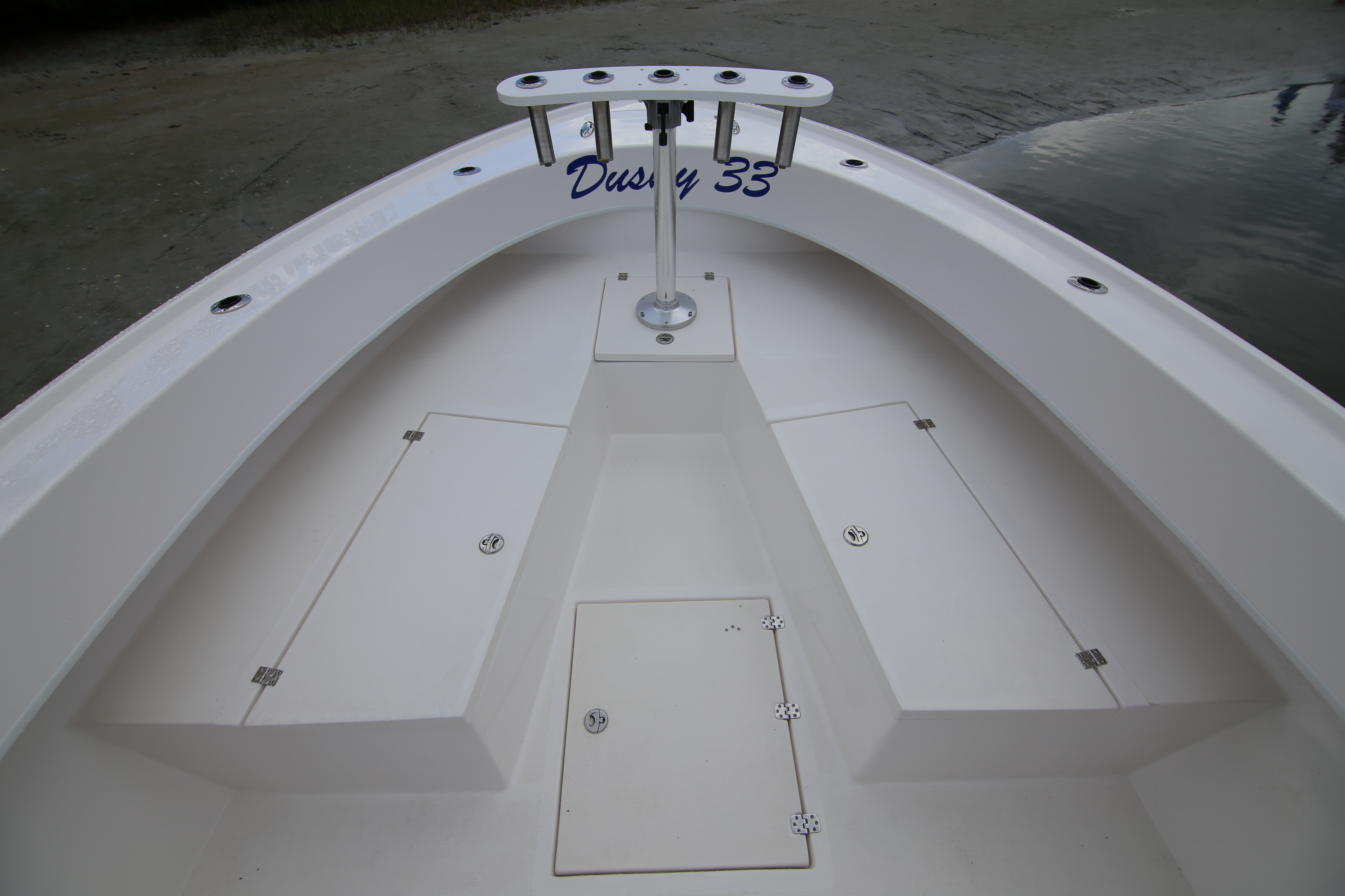 Boat Review - Dusky 33