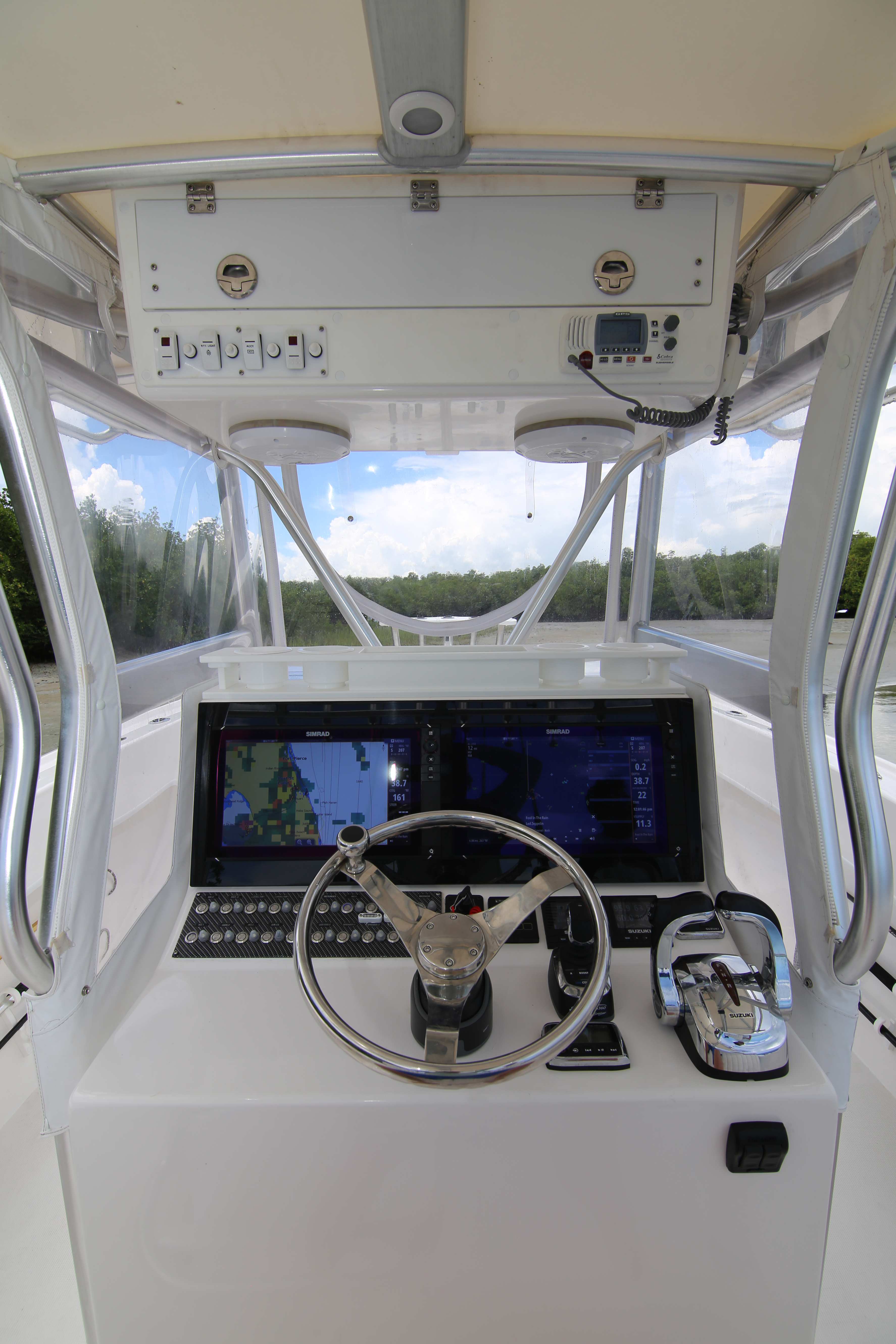 Boat Review - Dusky 33