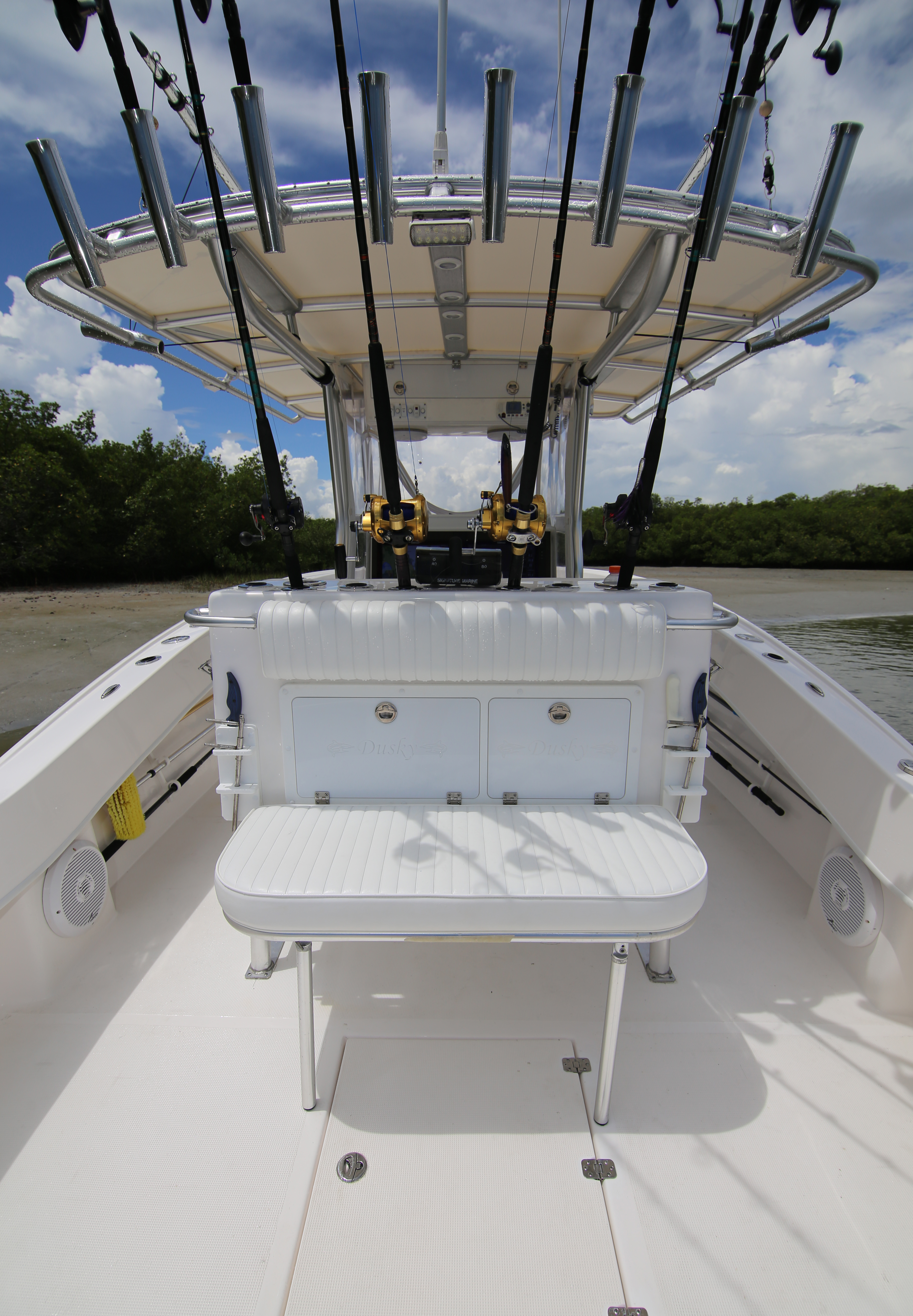 Boat Review - Dusky 33