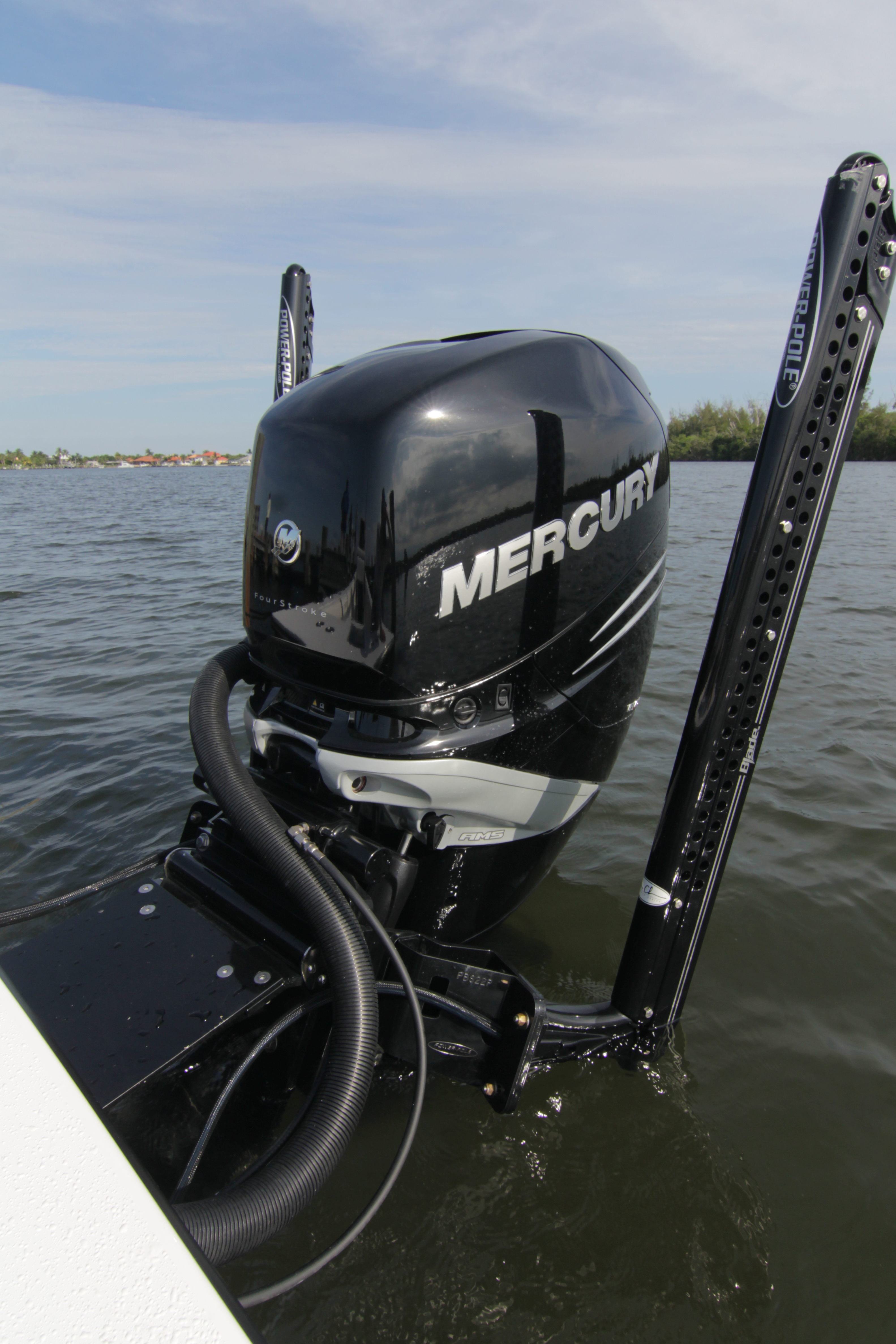 Boat Review - Dorado 25