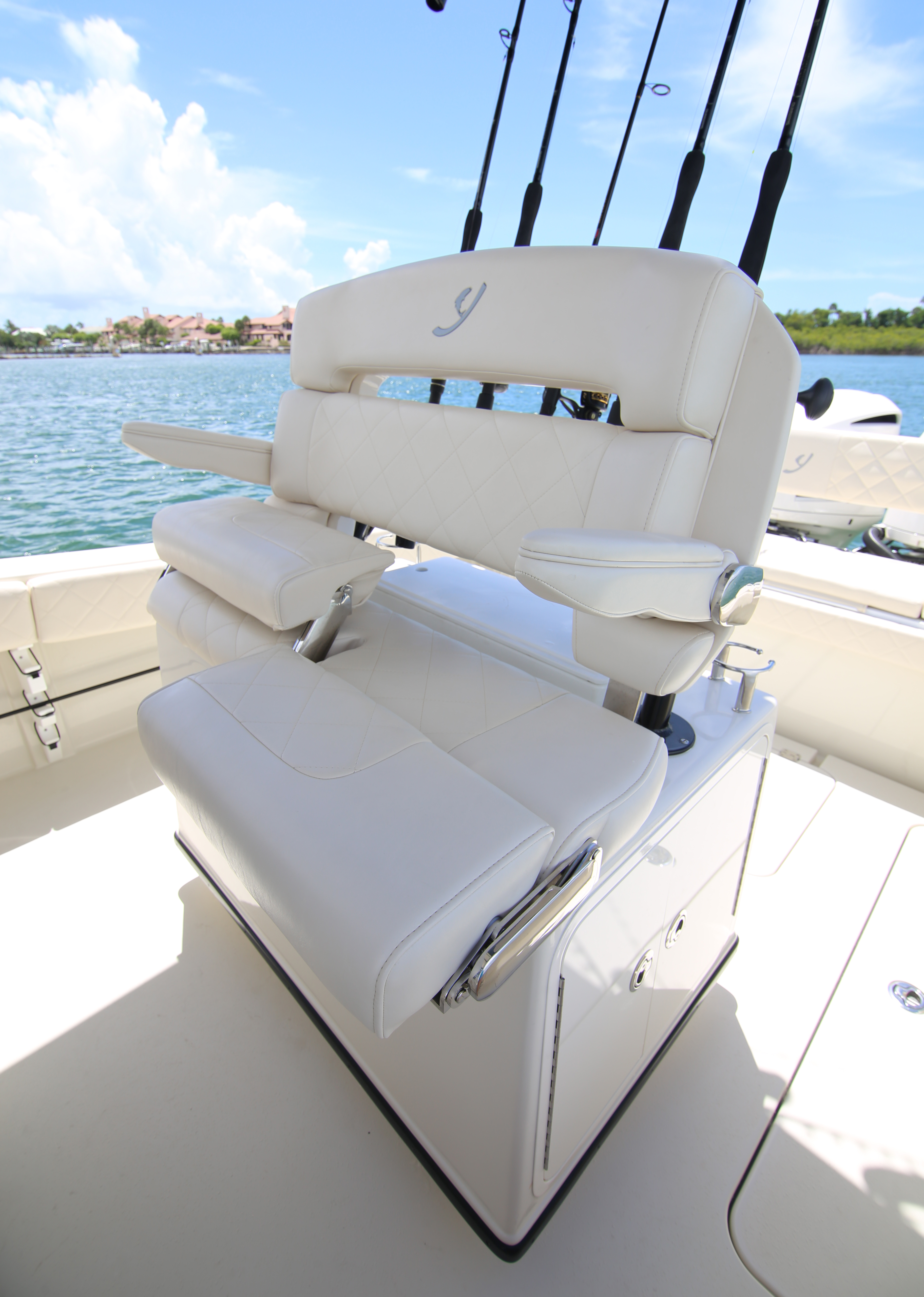 Boat Review - Young 27