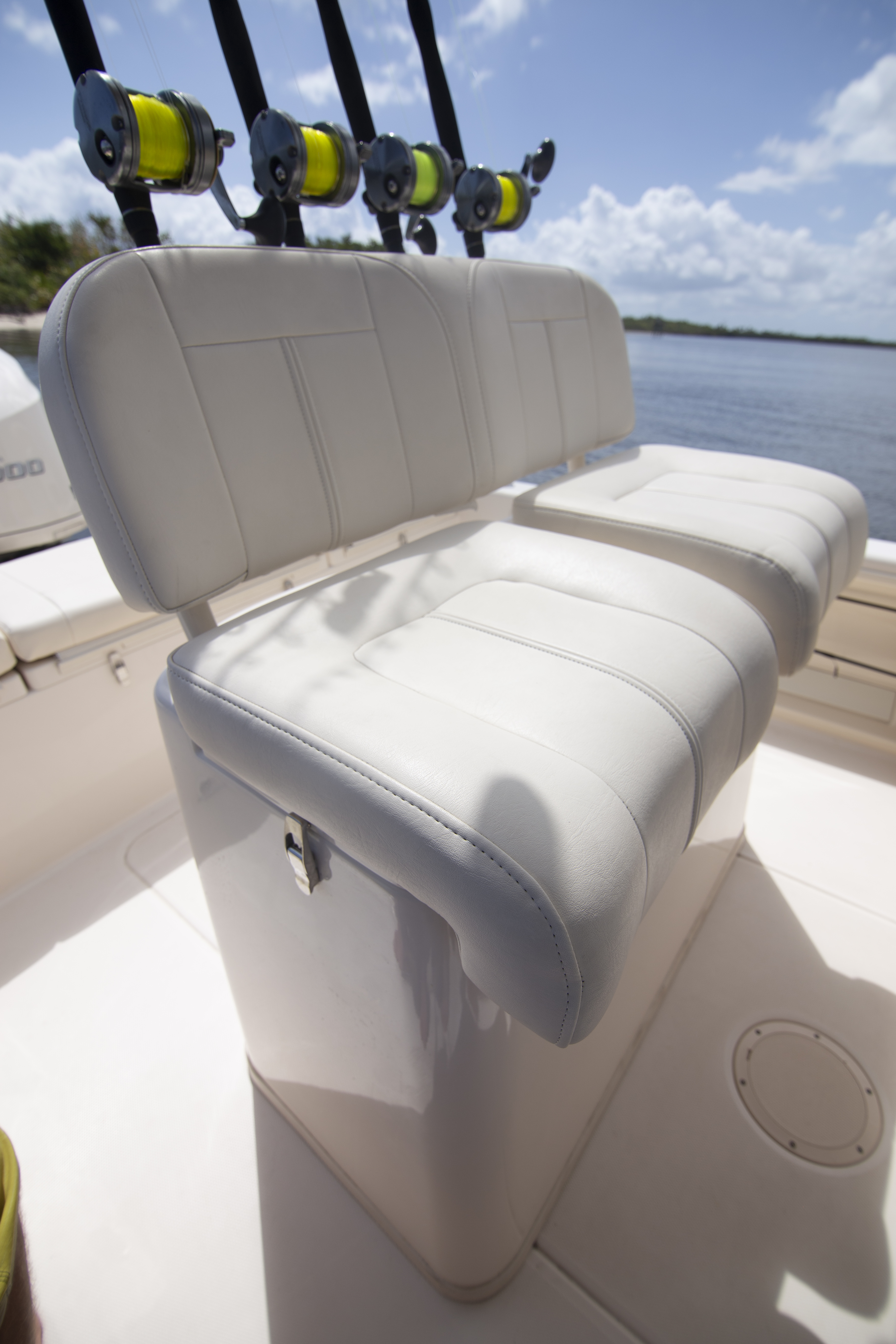 Boat Review - Grady White 251 CE