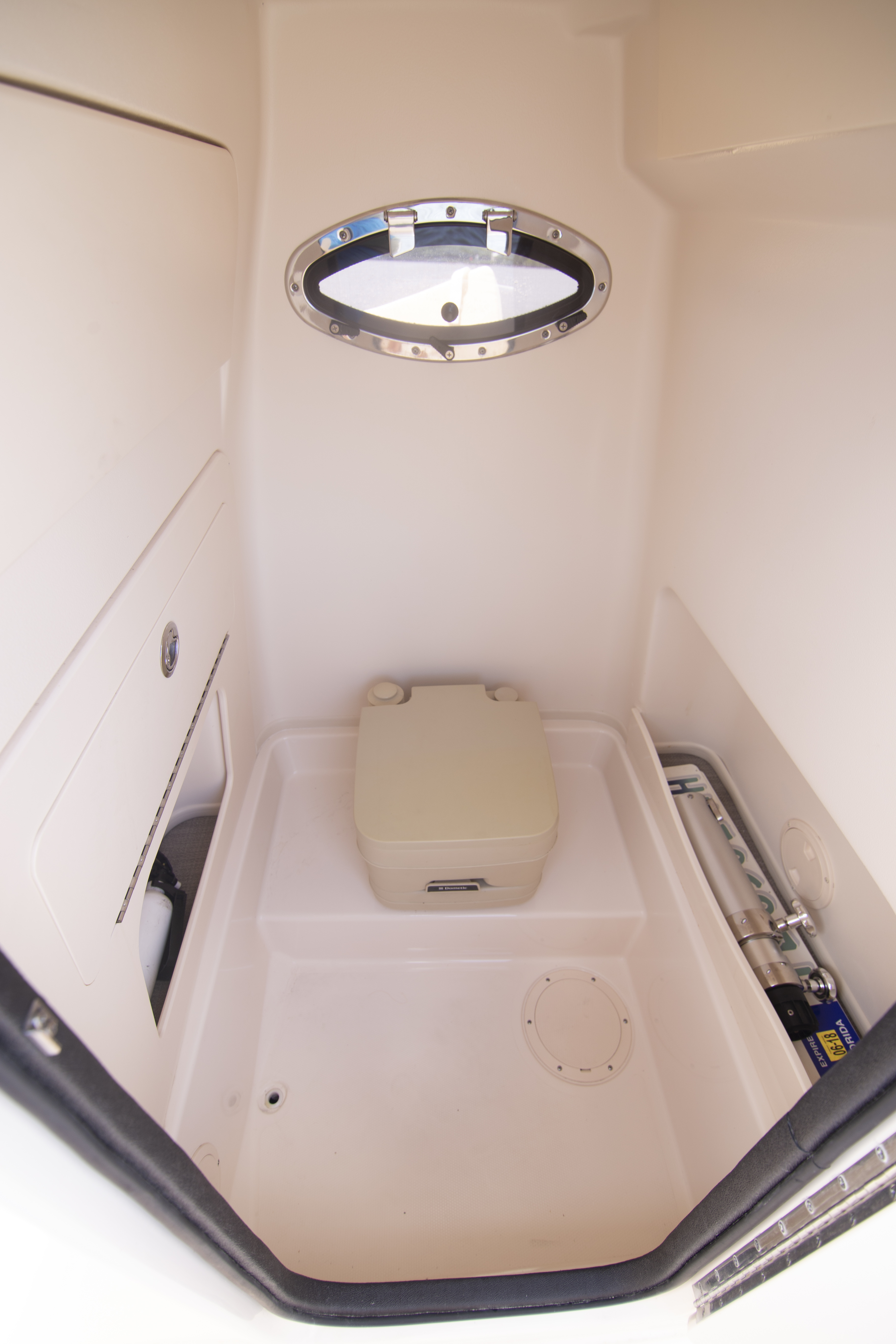 Boat Review - Grady White 251 CE