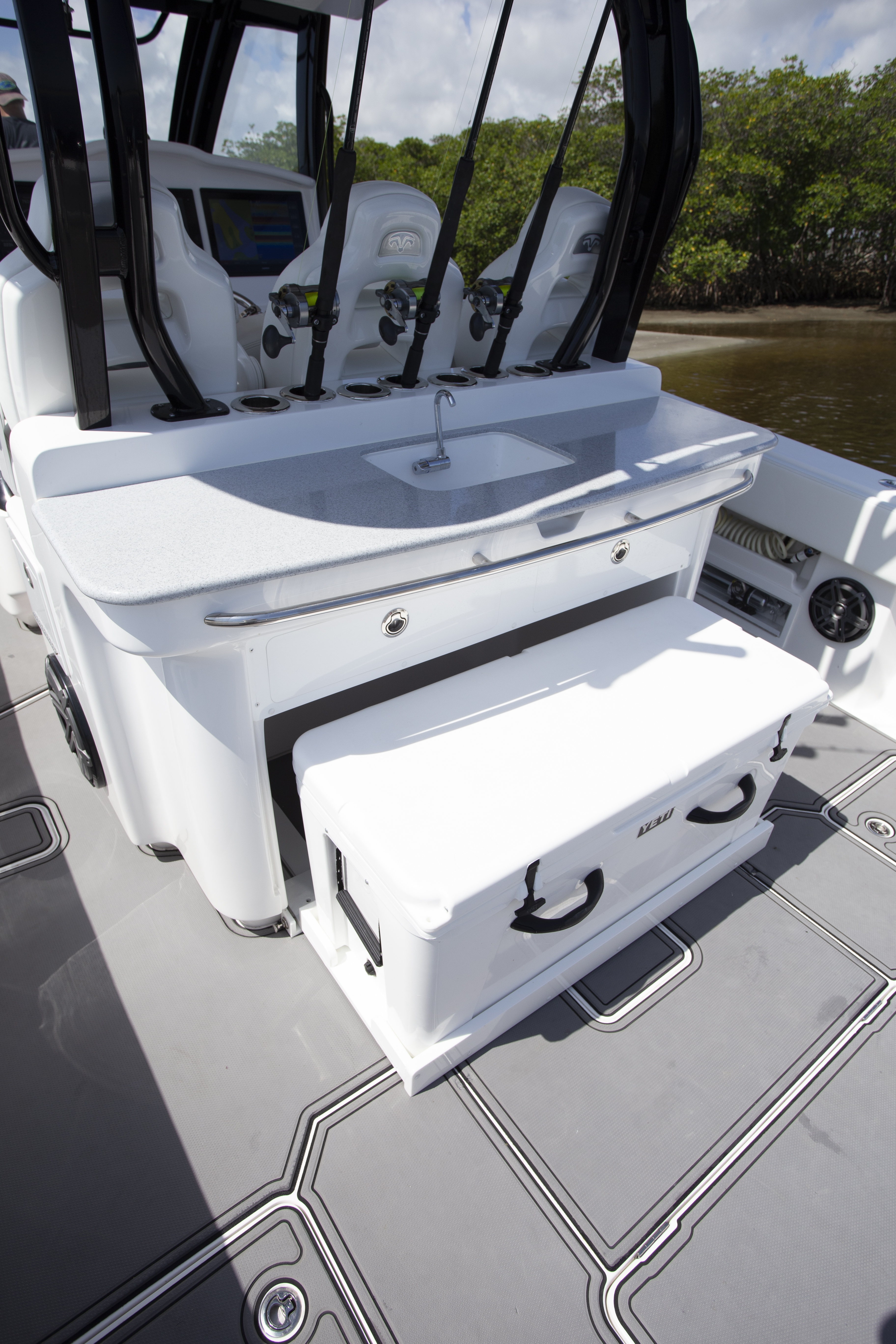 Boat Review - Blackwater 39 SF