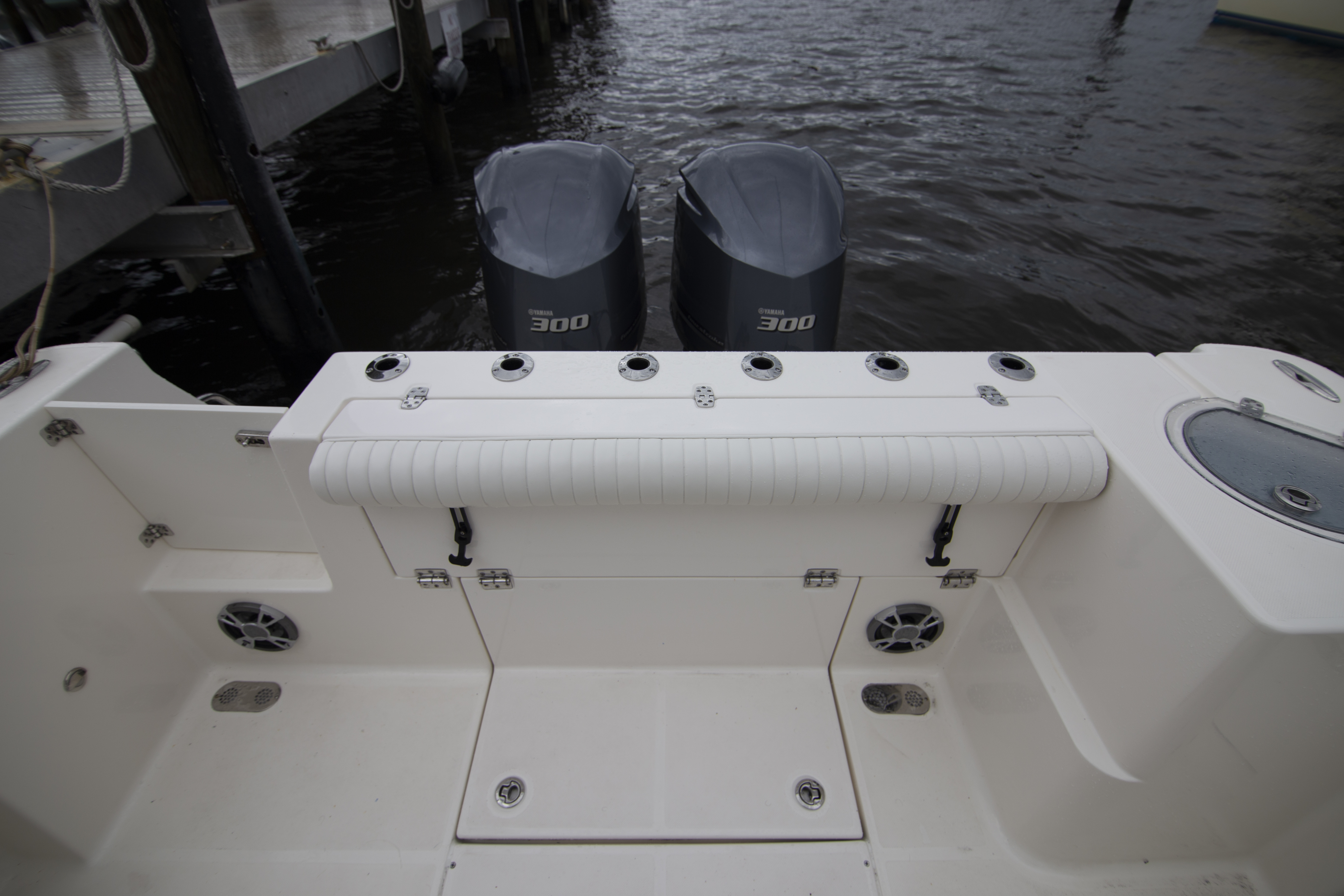 Boat Review - Sea Born SX281 Offshore