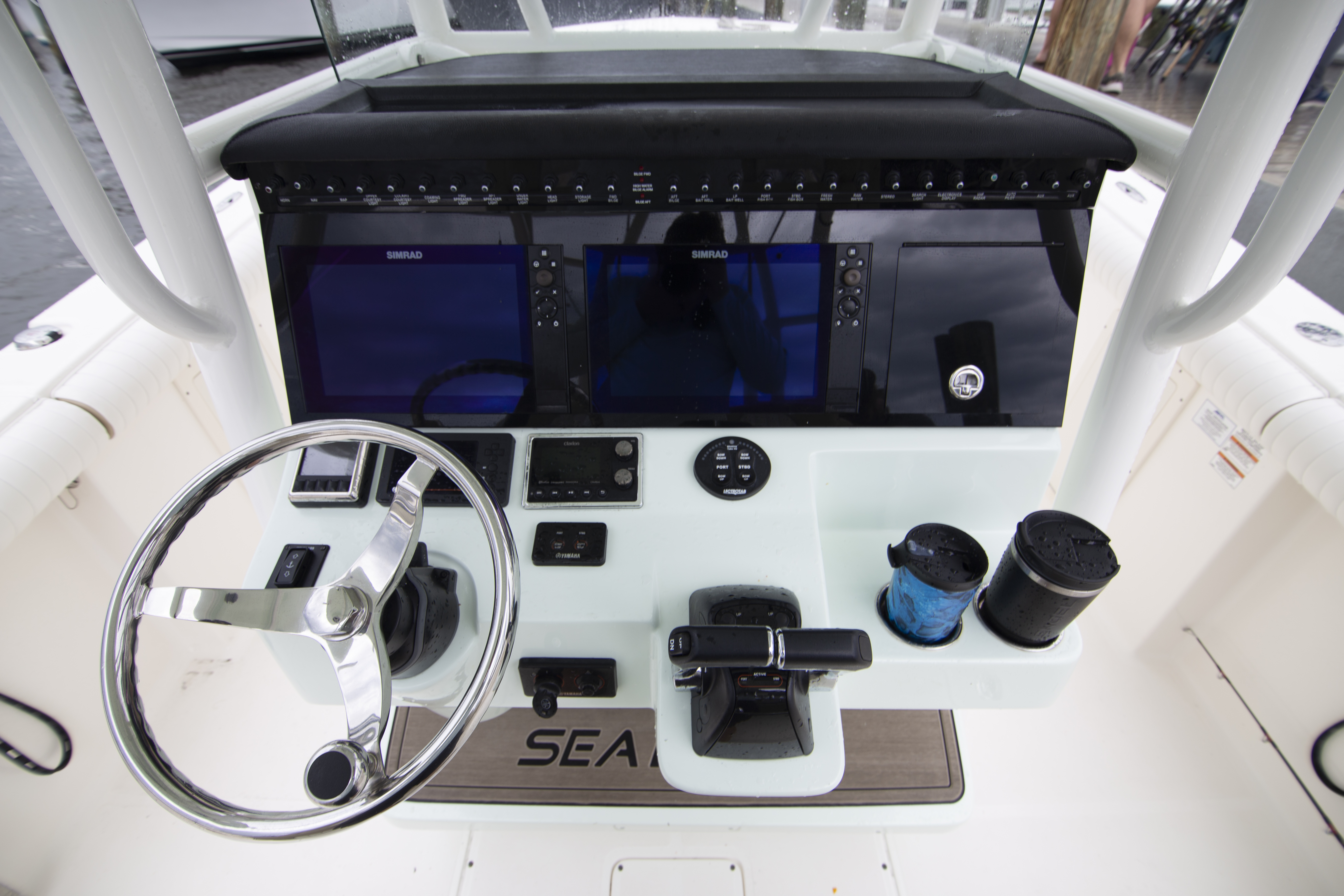 Boat Review - Sea Born SX281 Offshore