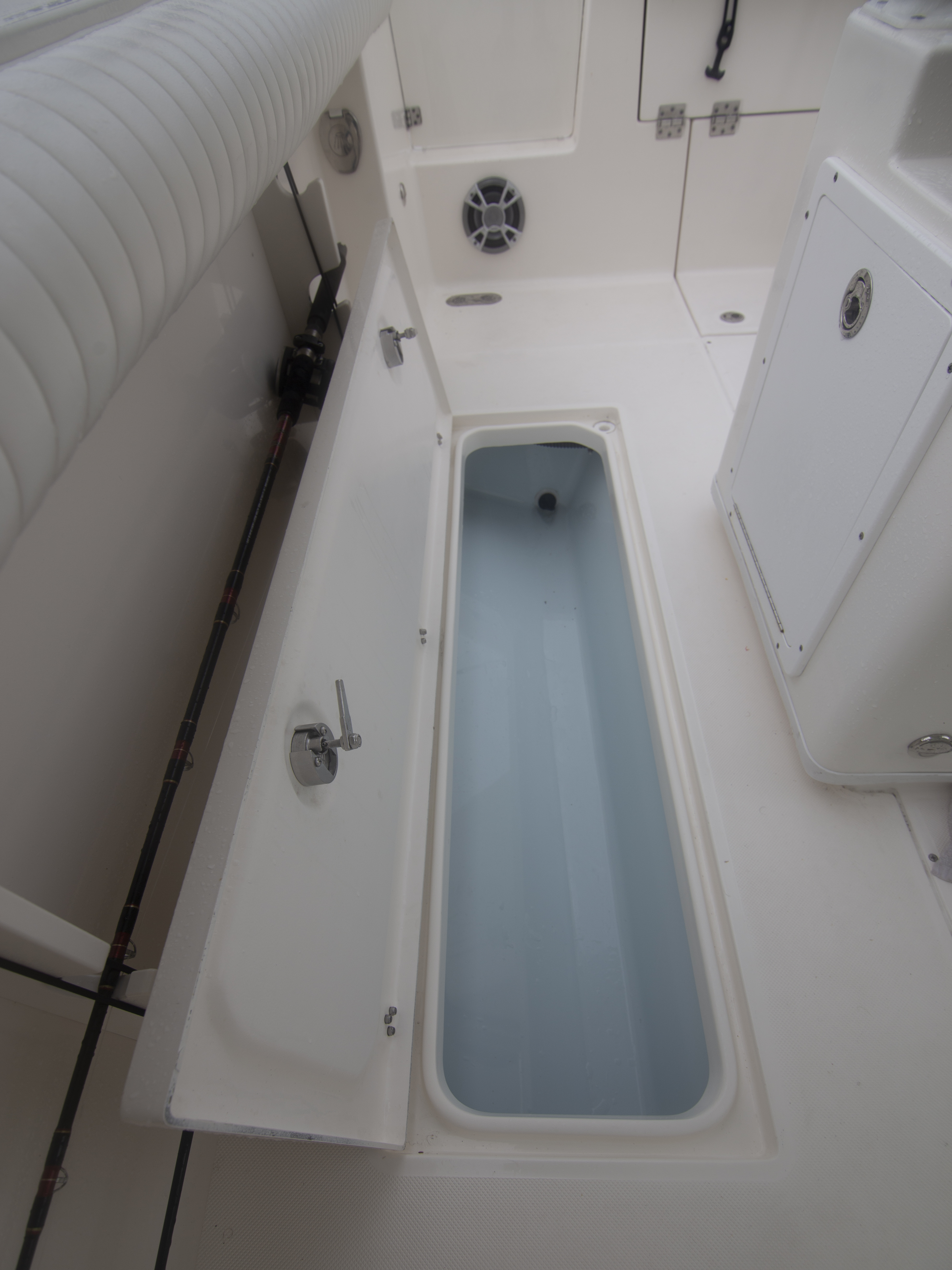 Boat Review - Sea Born SX281 Offshore