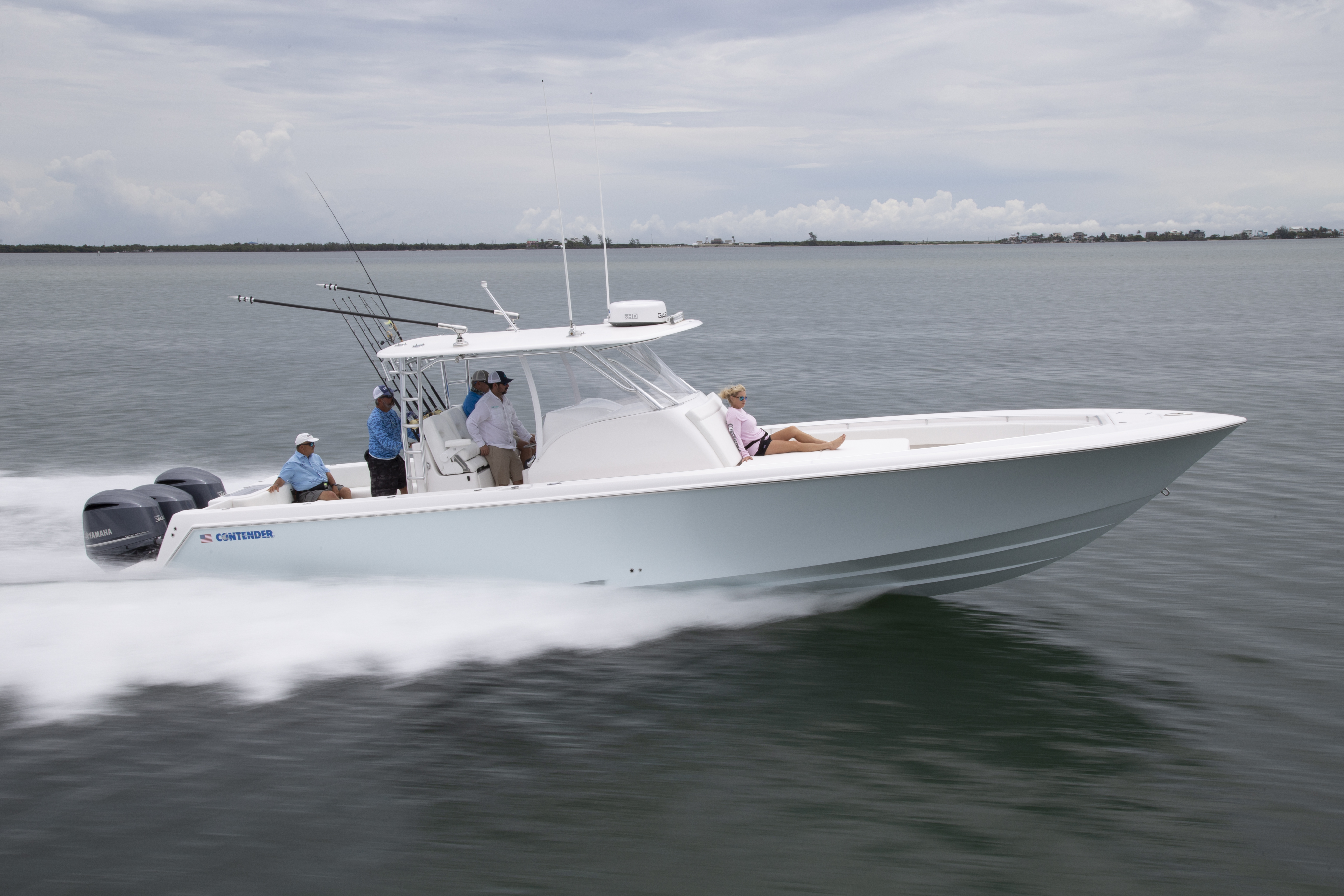 Boat Review - Contender 39FA